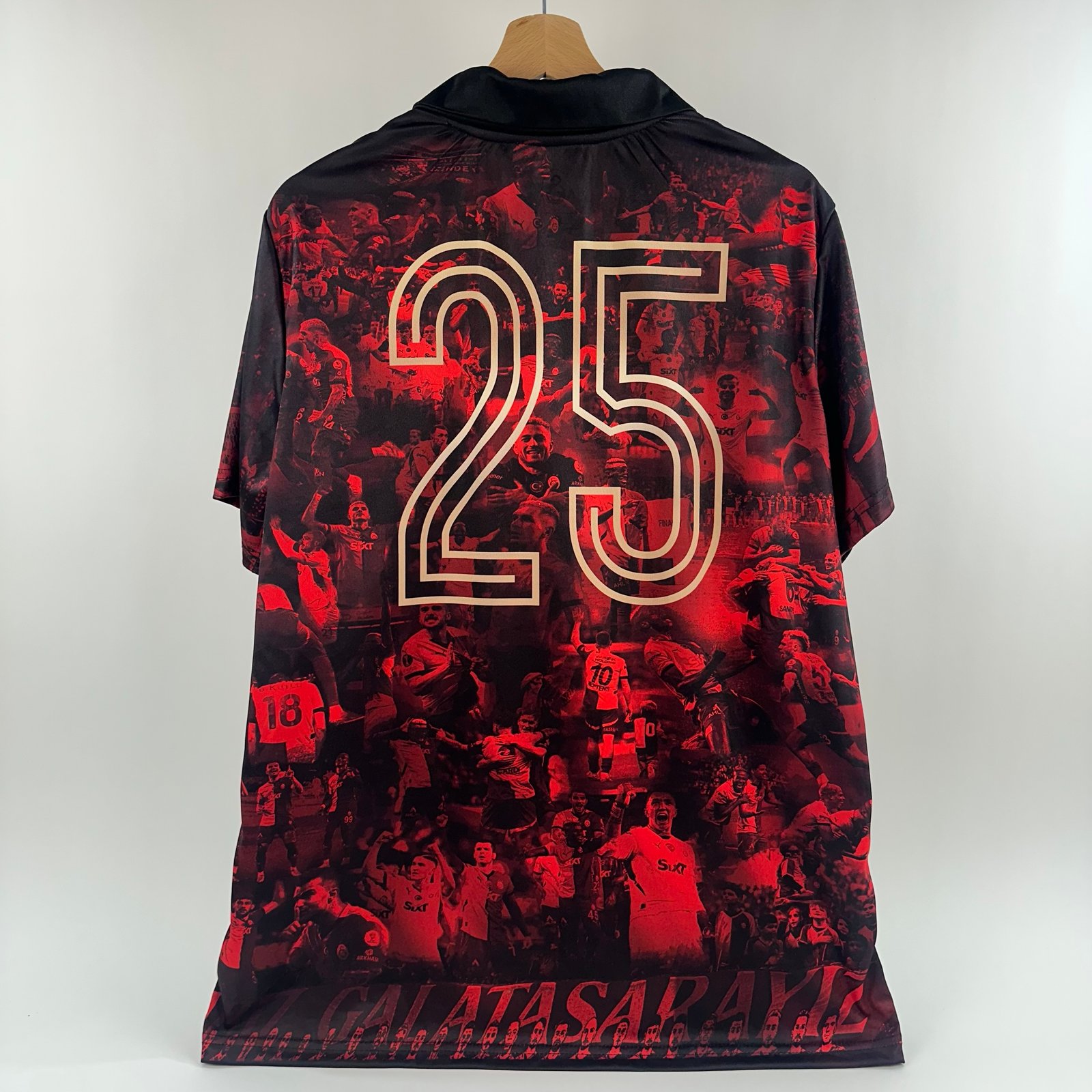Galatasaray 2024-25 Şampiyonluğu Hatıra Forması (M)