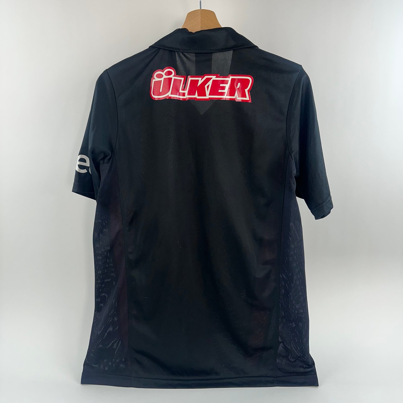 Galatasaray 2011-12 Third (S)