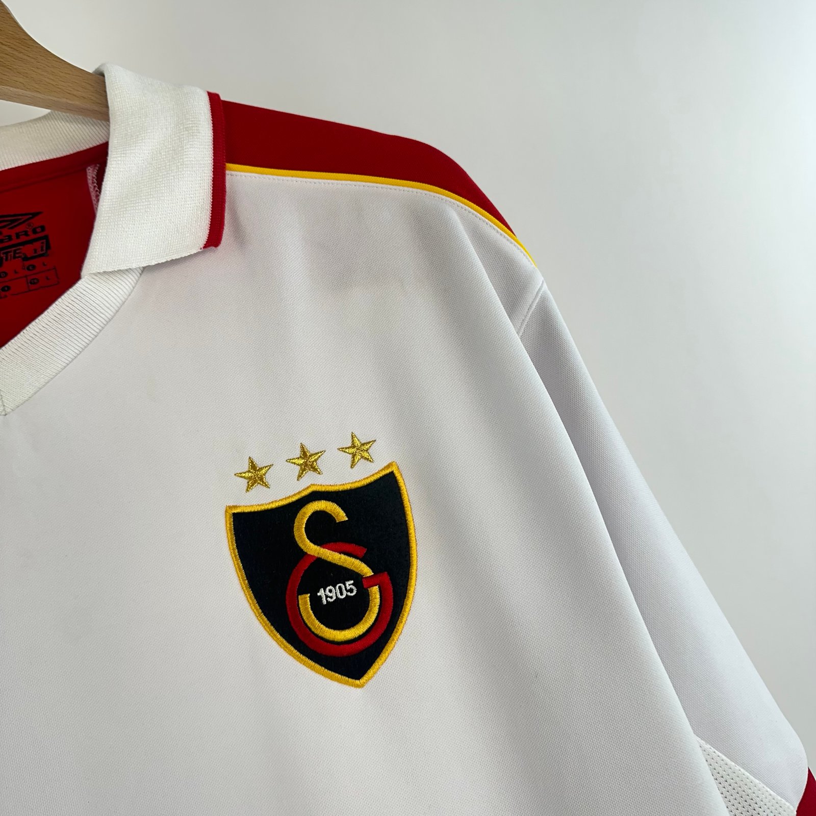 Galatasaray 2003-04 Sample (L)