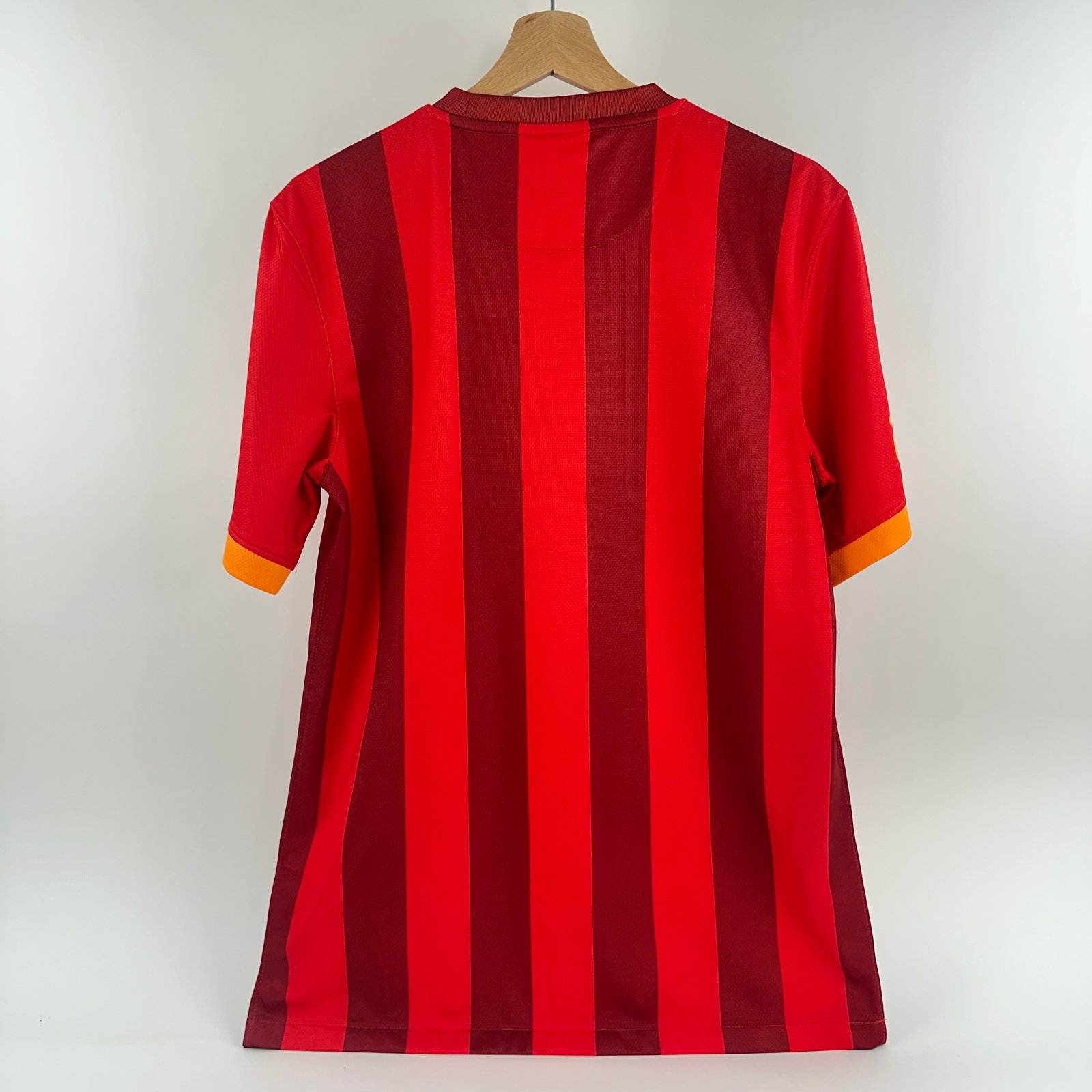 Galatasaray 2013-14 Third (M)