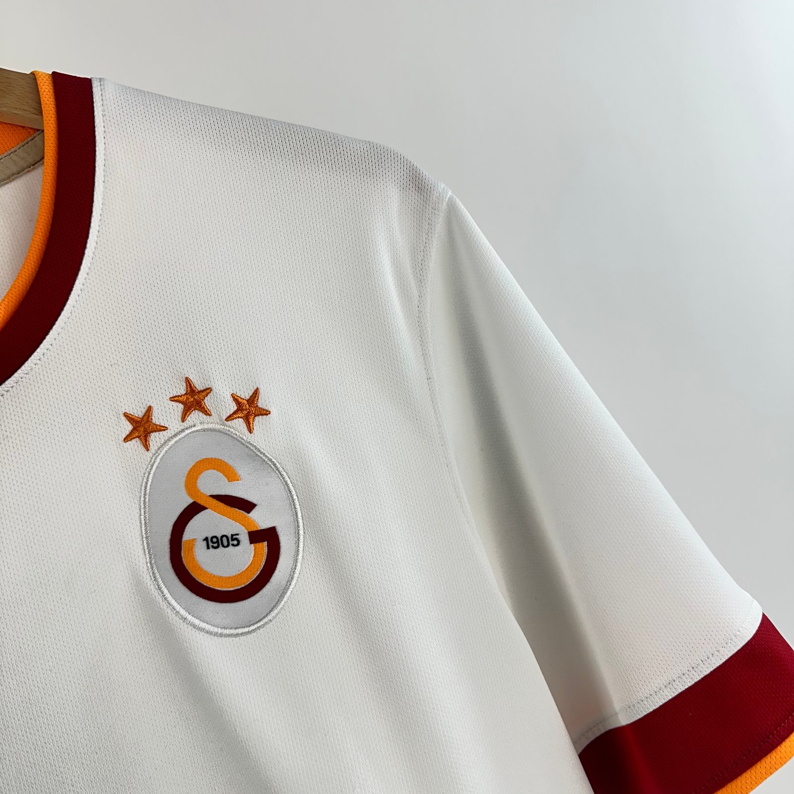 Galatasaray 2014-15 Away (M)