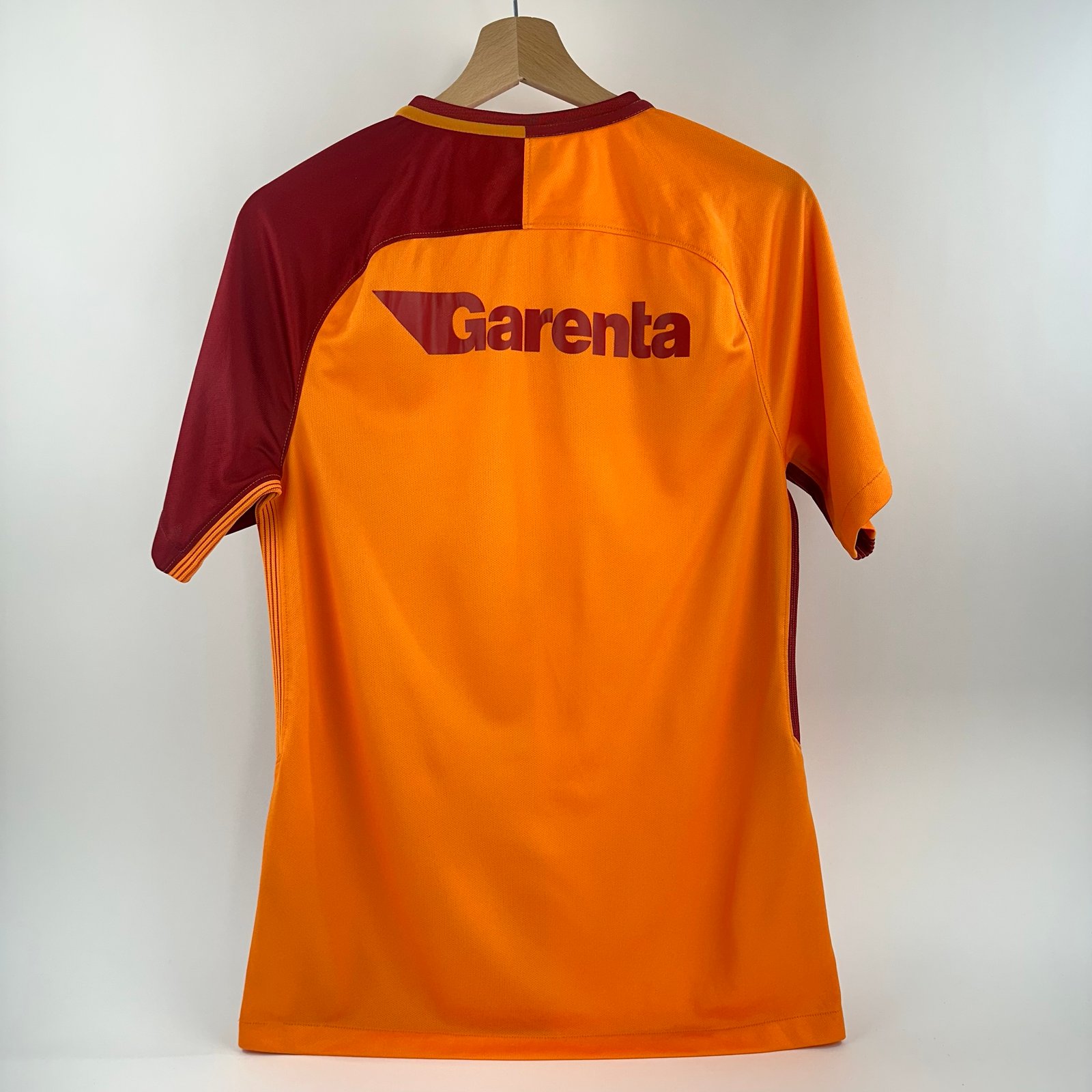 Galatasaray 2017-18 Home (S)