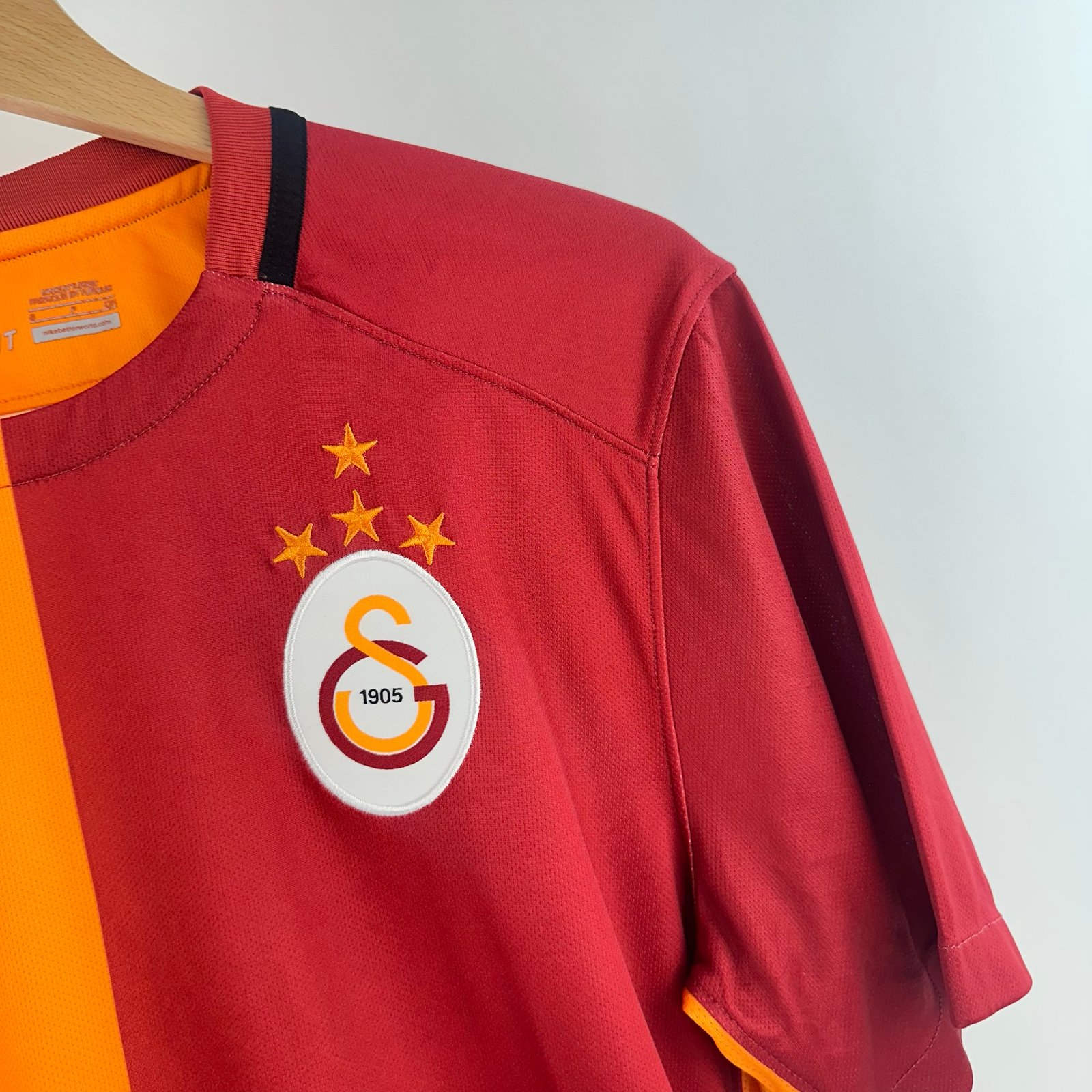 Galatasaray 2015-16 Home (S)