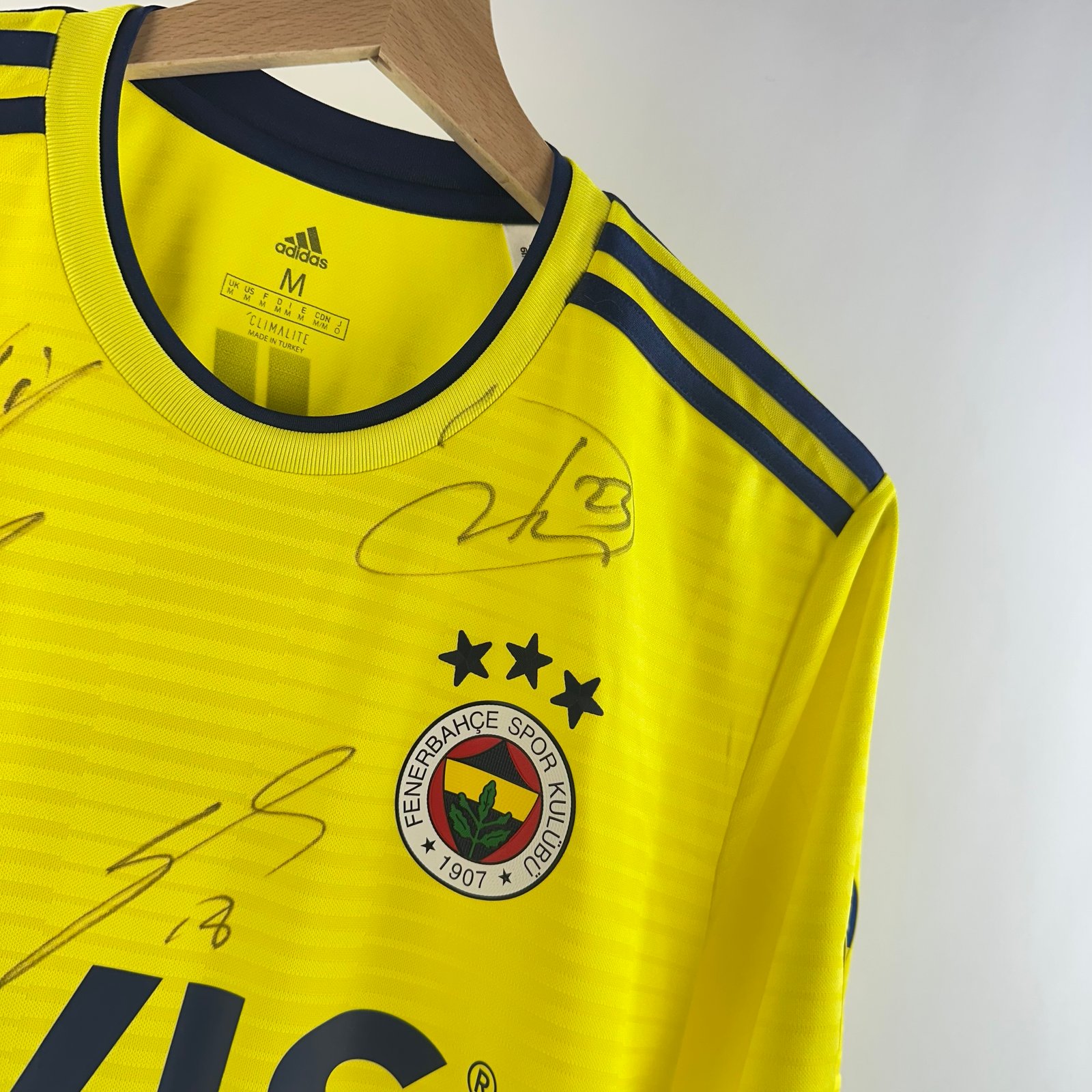 #8 Ekici Fenerbahçe 2019-20 (M) *Takım İmzalı