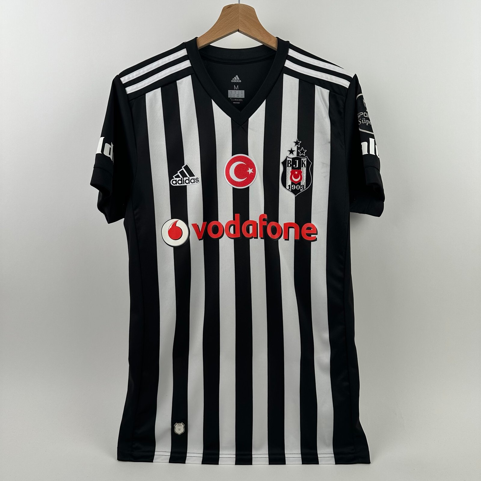 #3 Adriano Beşiktaş 2017-18 Away (M)