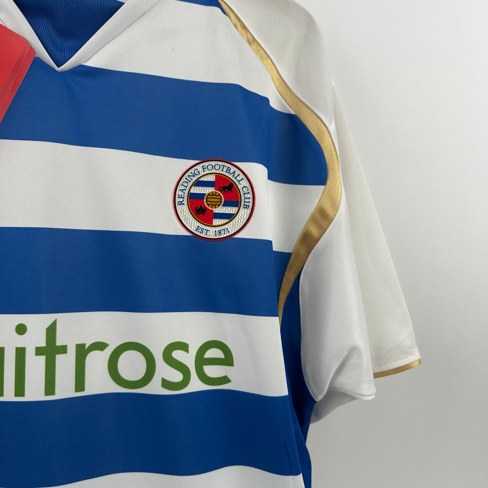 Reading 2008-09 Home (L)