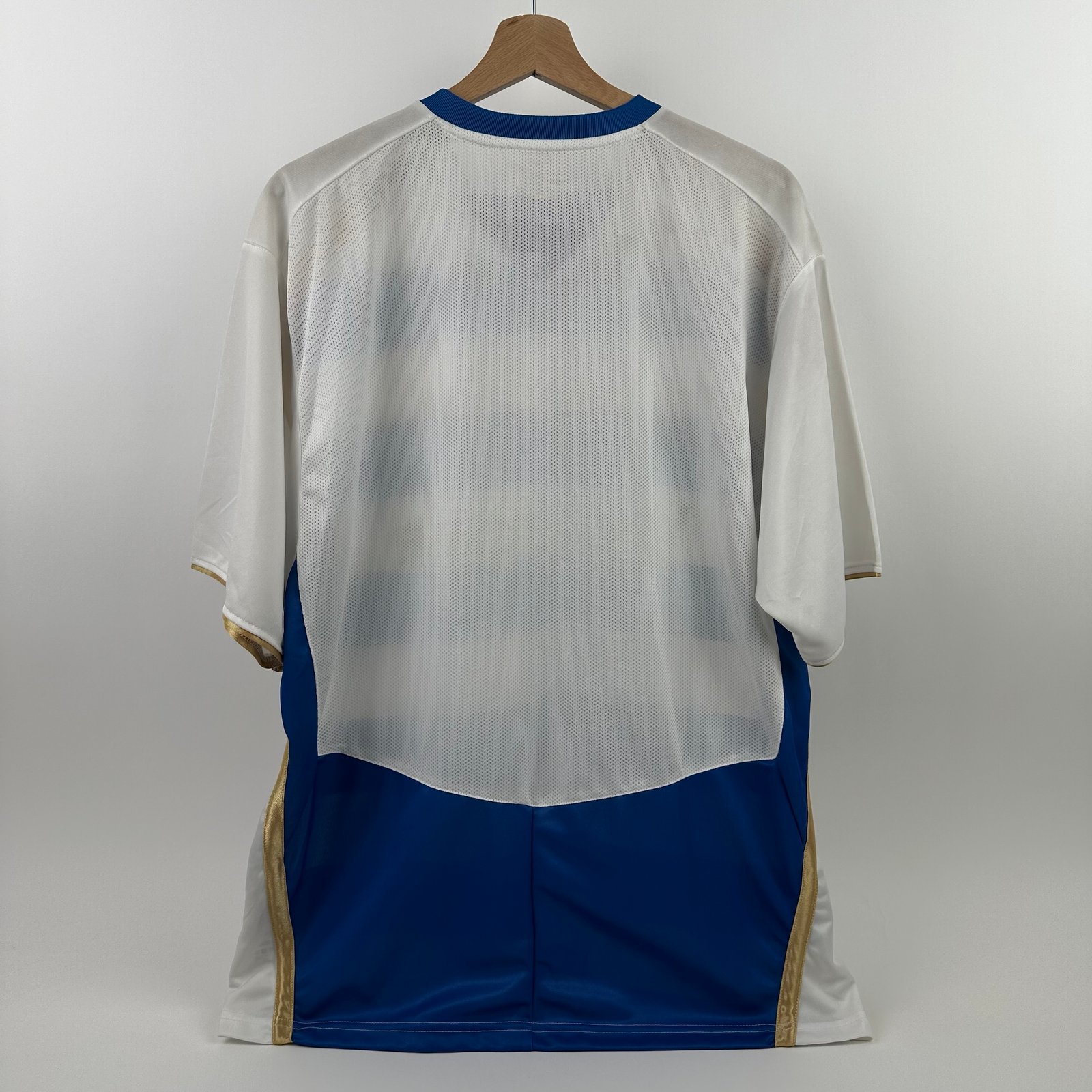 Reading 2008-09 Home (L)