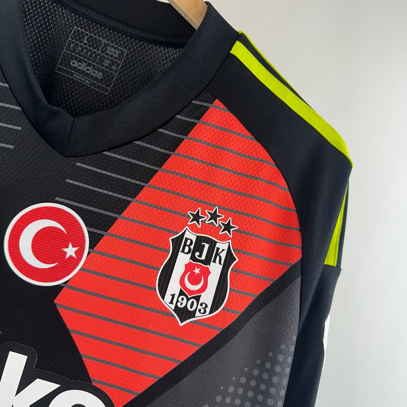 #30 Ersin Beşiktaş 2024-25 GK (L)