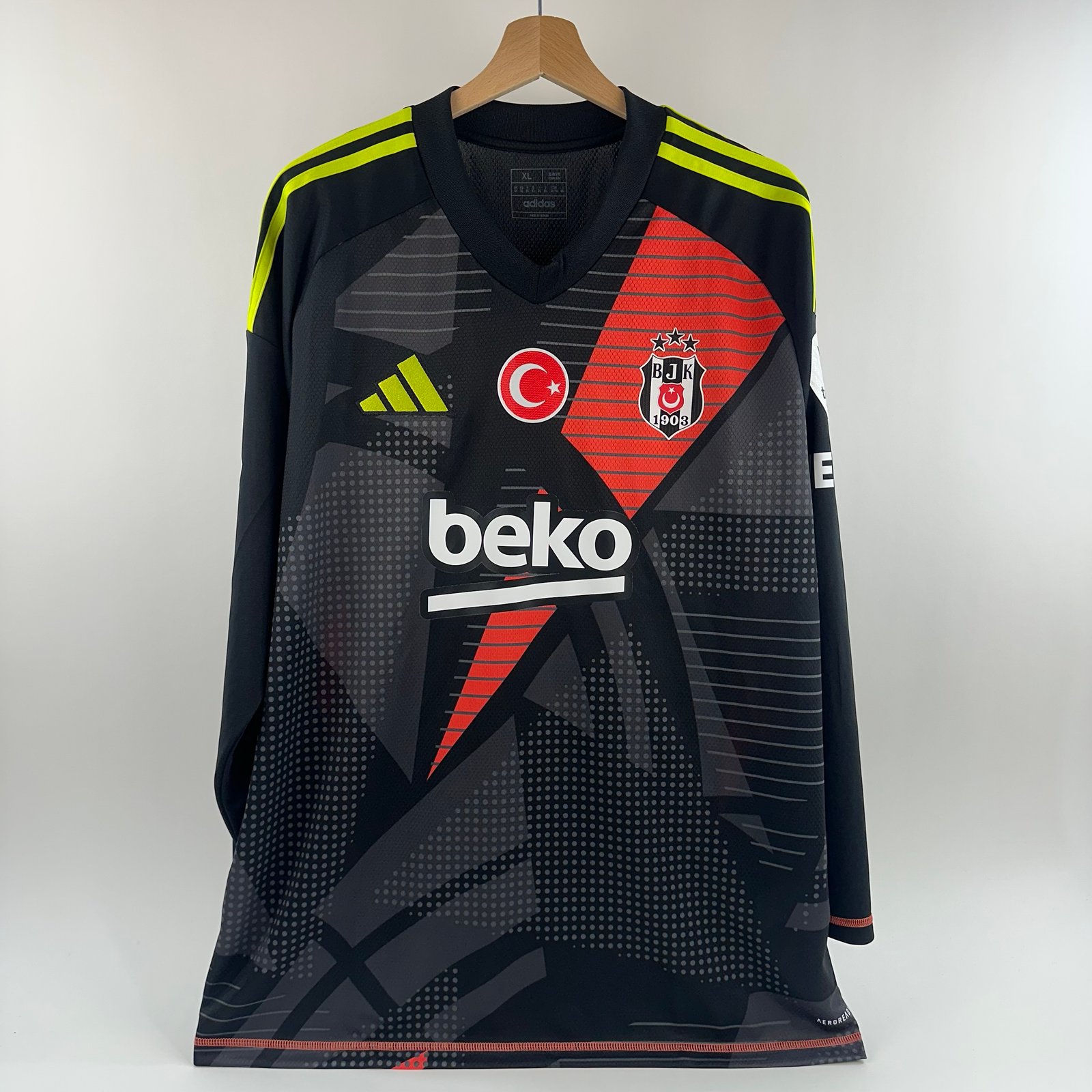 #34 Mert Beşiktaş 2024-25 GK (XL)