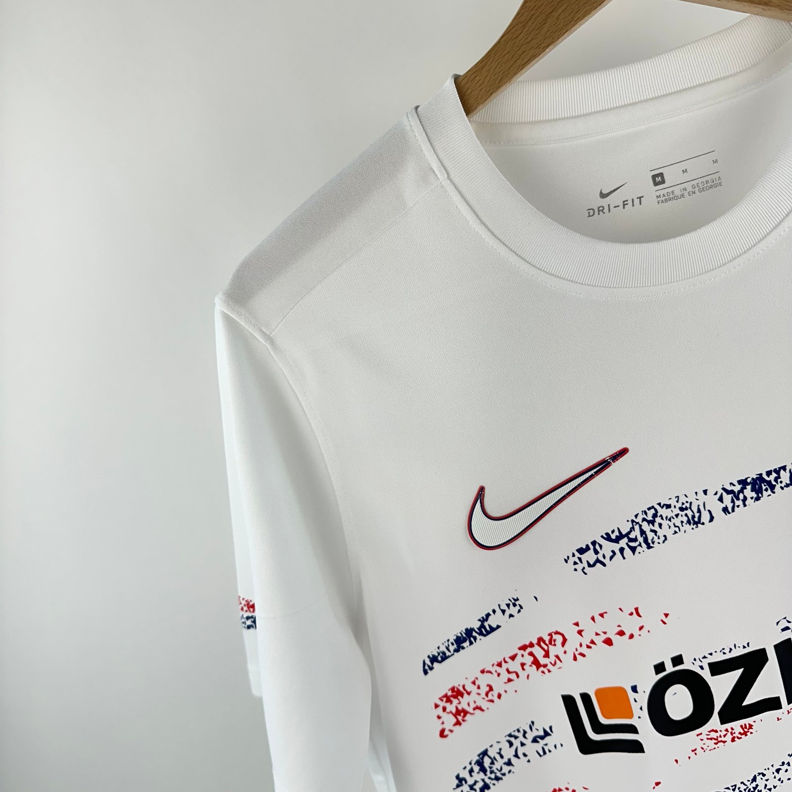 #20 Çetinkaya Altınordu 2024-25 Away (M)