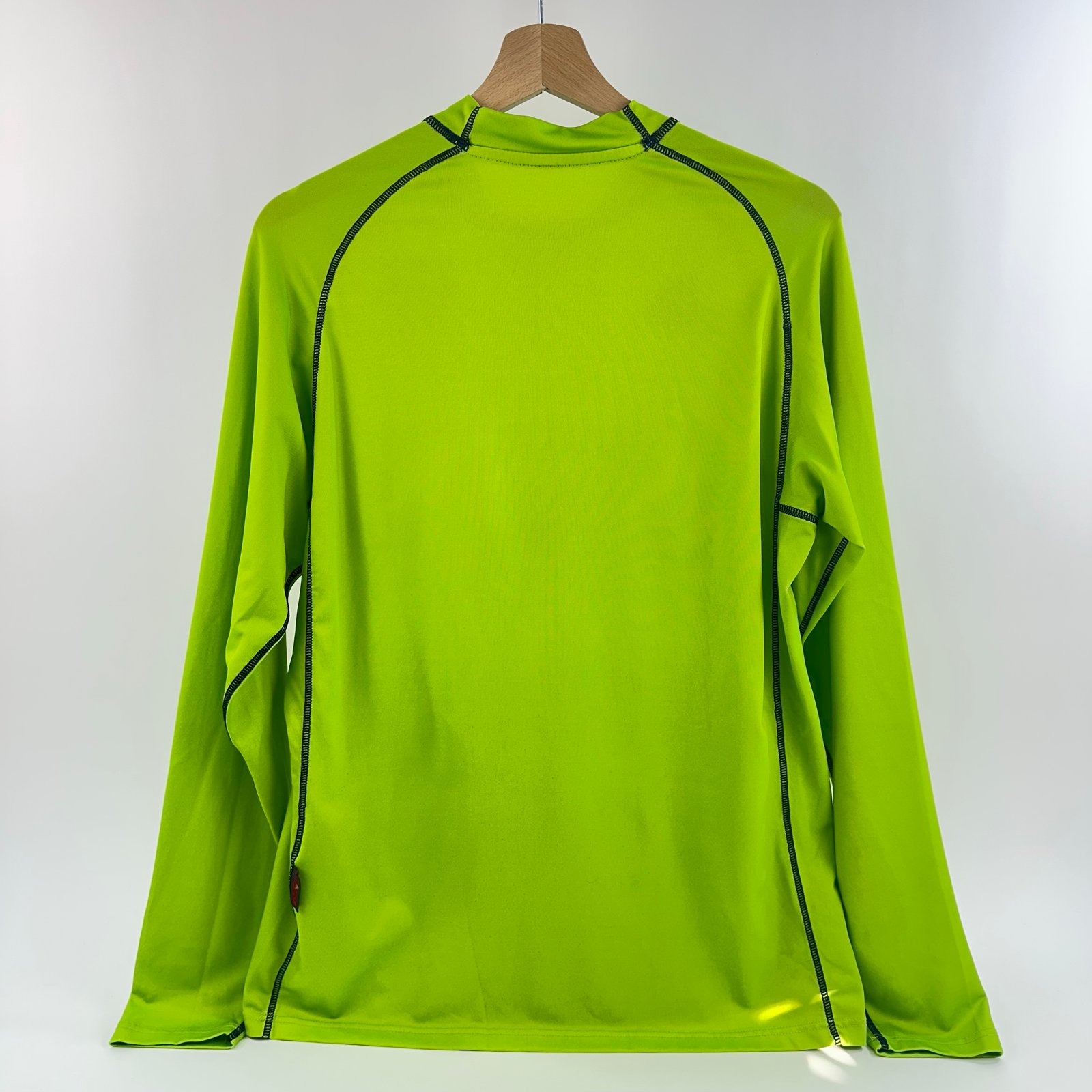 Mutiny 2001 GK (M)