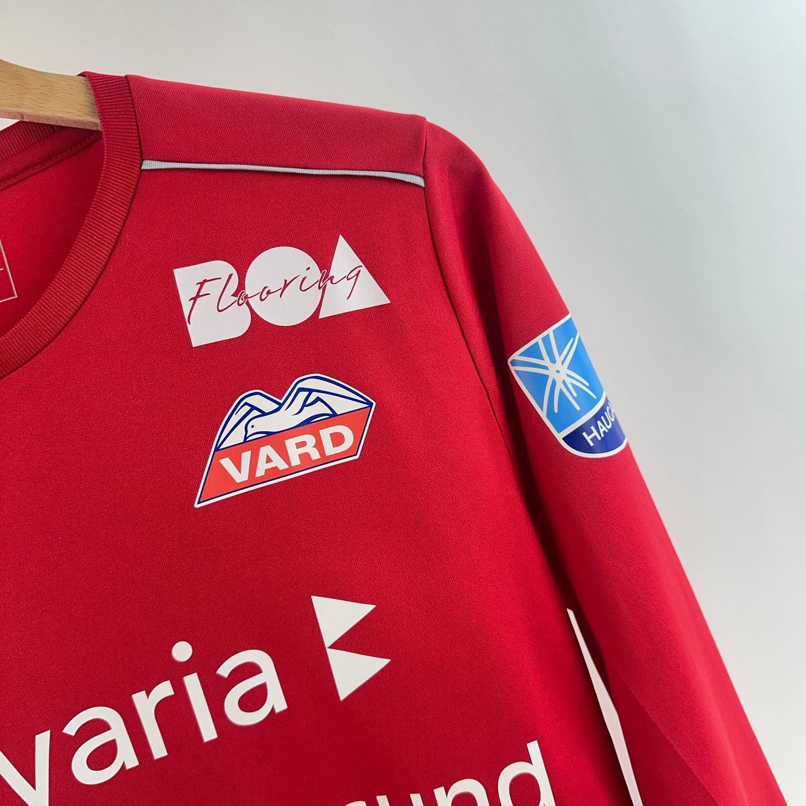 #28 Vard Haugesund 2020 Home (S)