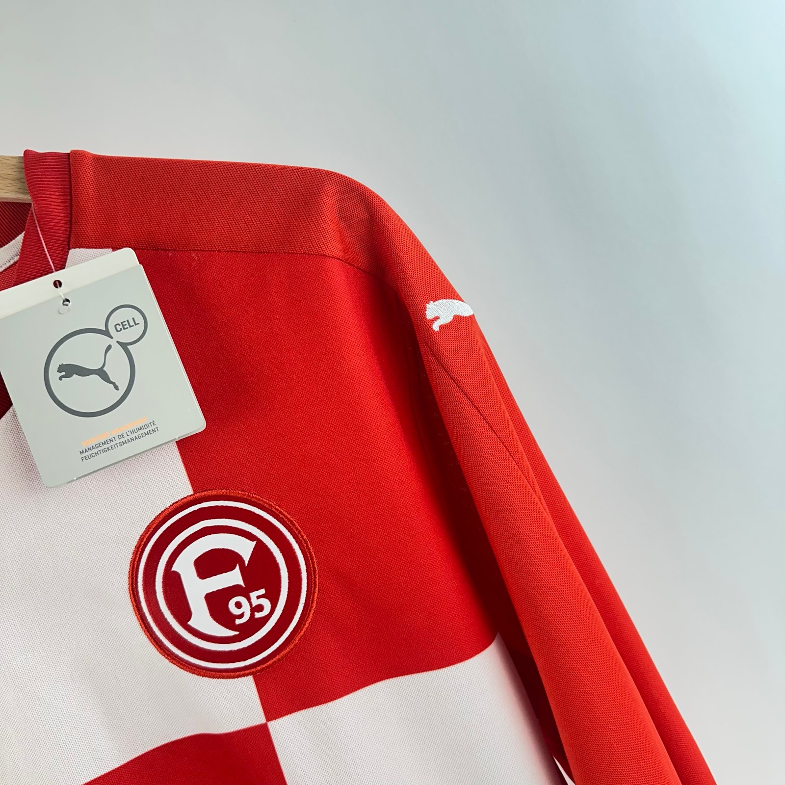 Fortuna Düsseldorf 2013-14 Home Sample (M)