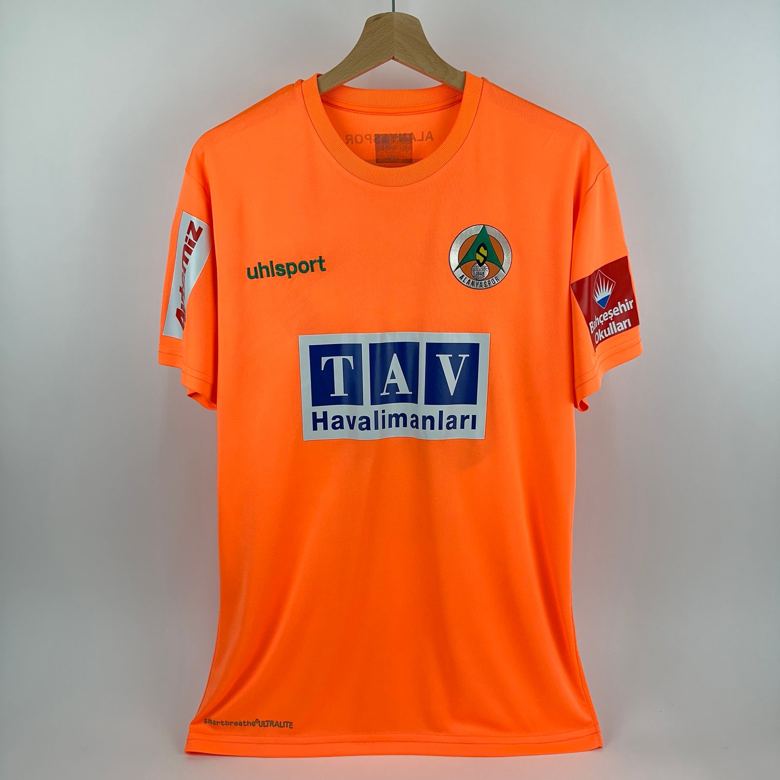 #67 Alpay Alanyaspor 2017-18 Home (L)