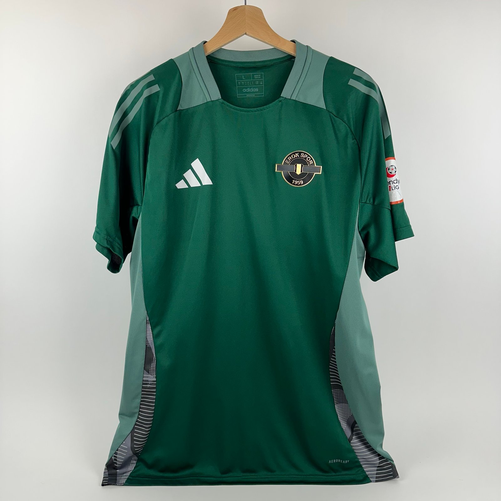 #15 F. Nzaba Esenler Erokspor 2024-25 Home (L)