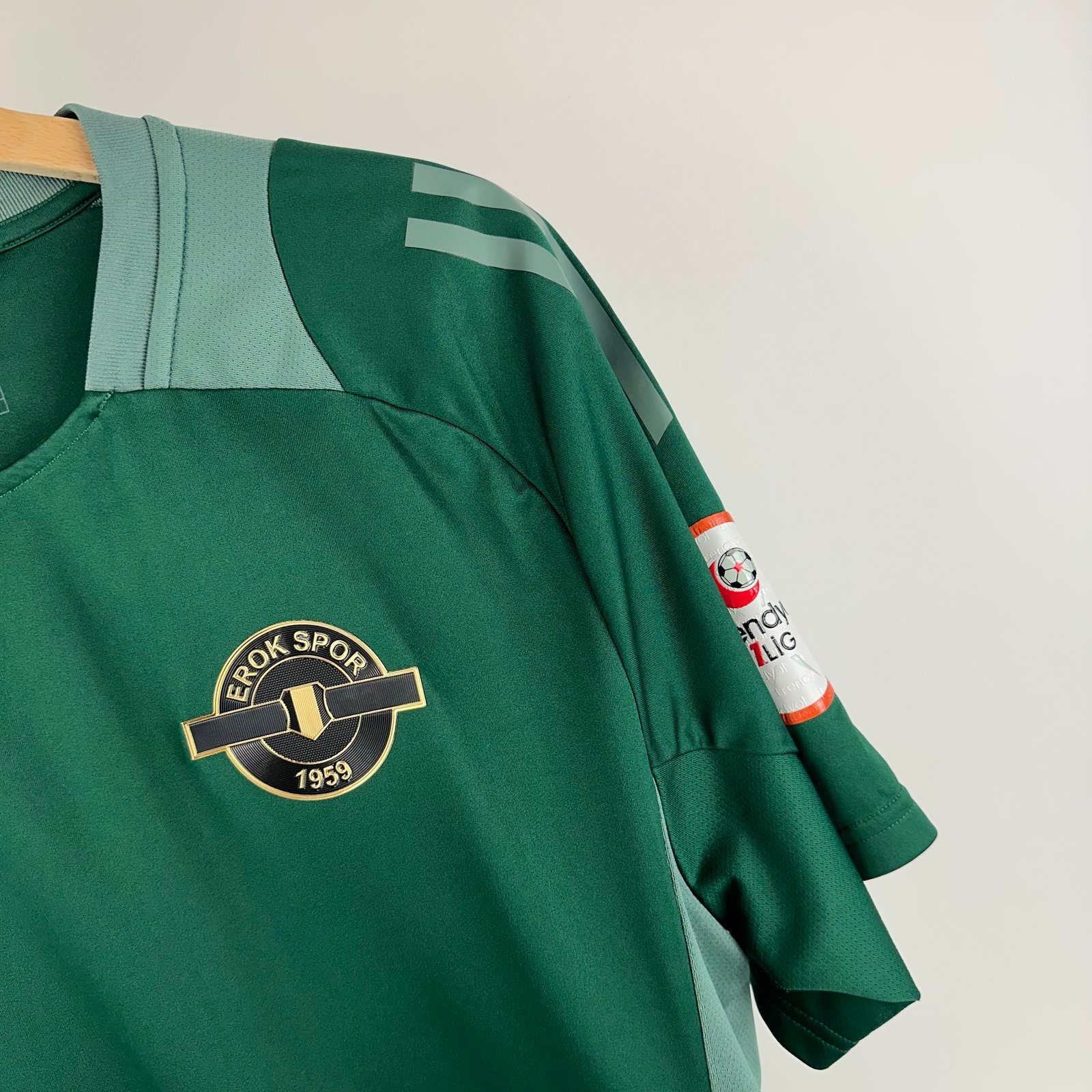#15 F. Nzaba Esenler Erokspor 2024-25 Home (L)