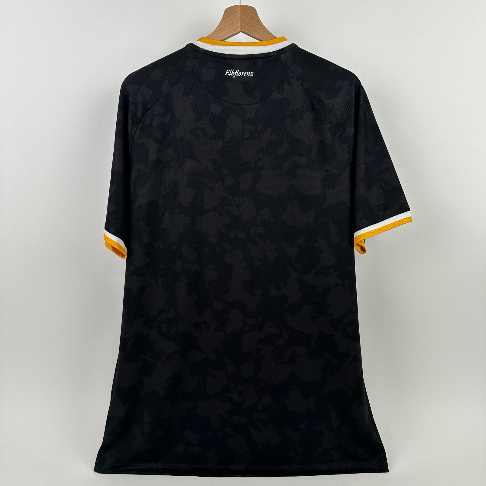 Dynamo Dresden 2024-25 Away (L)