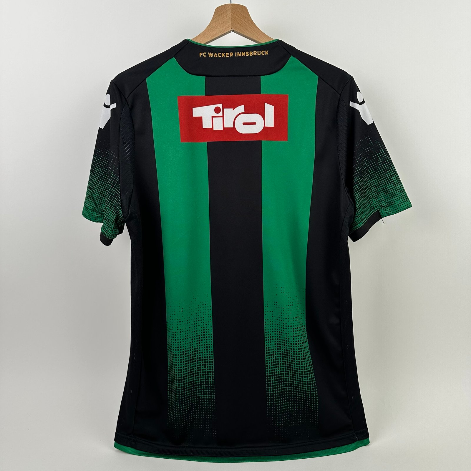 Inssbruck 2018-19 Home (M)