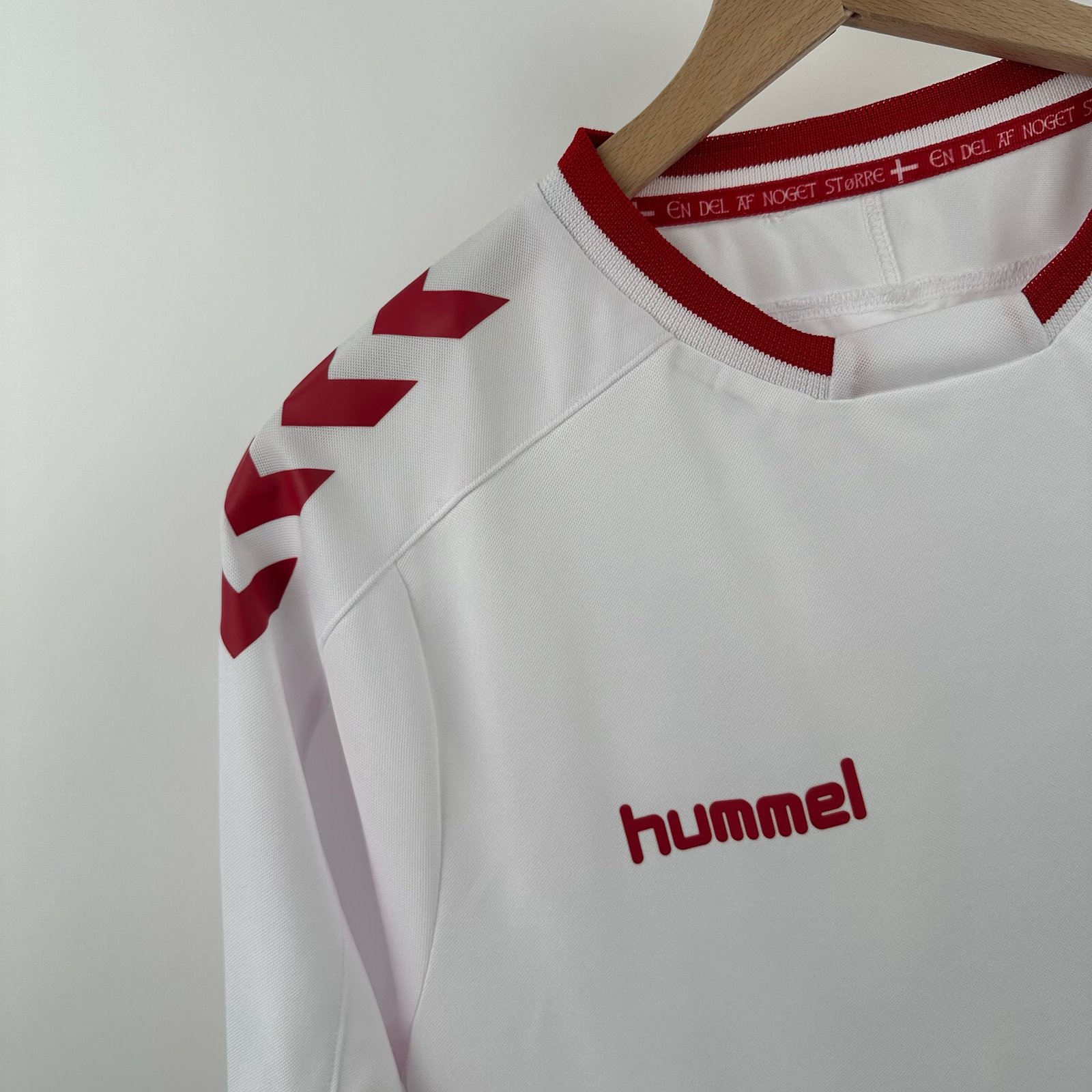 Danimarka Women 2016-17 Away (L)