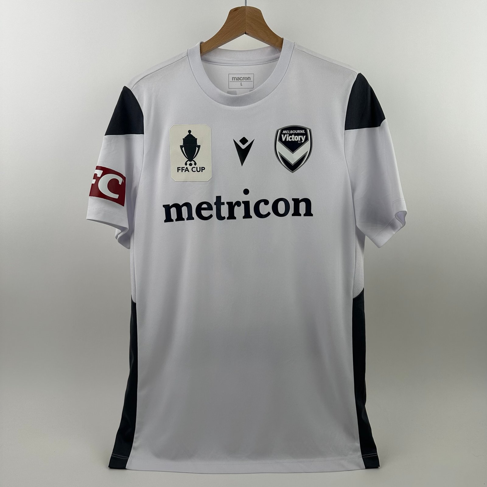 #11 Folami Melbourne Victory 2021-22 FIFA Cup Away (L)