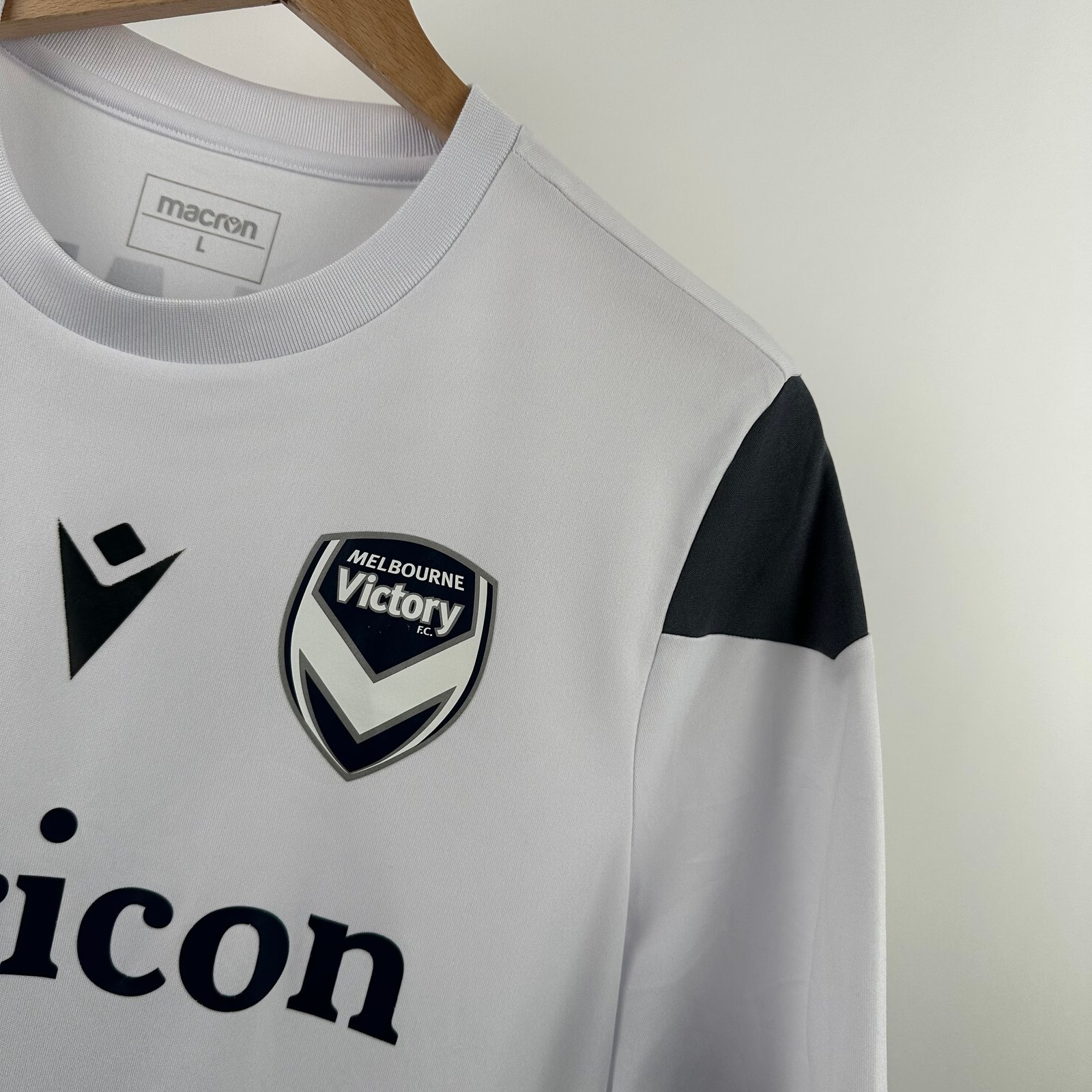 #11 Folami Melbourne Victory 2021-22 FIFA Cup Away (L)