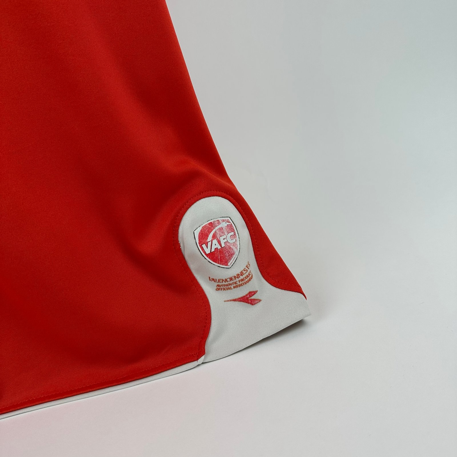 Valenciennes 2008-09 Home (L)
