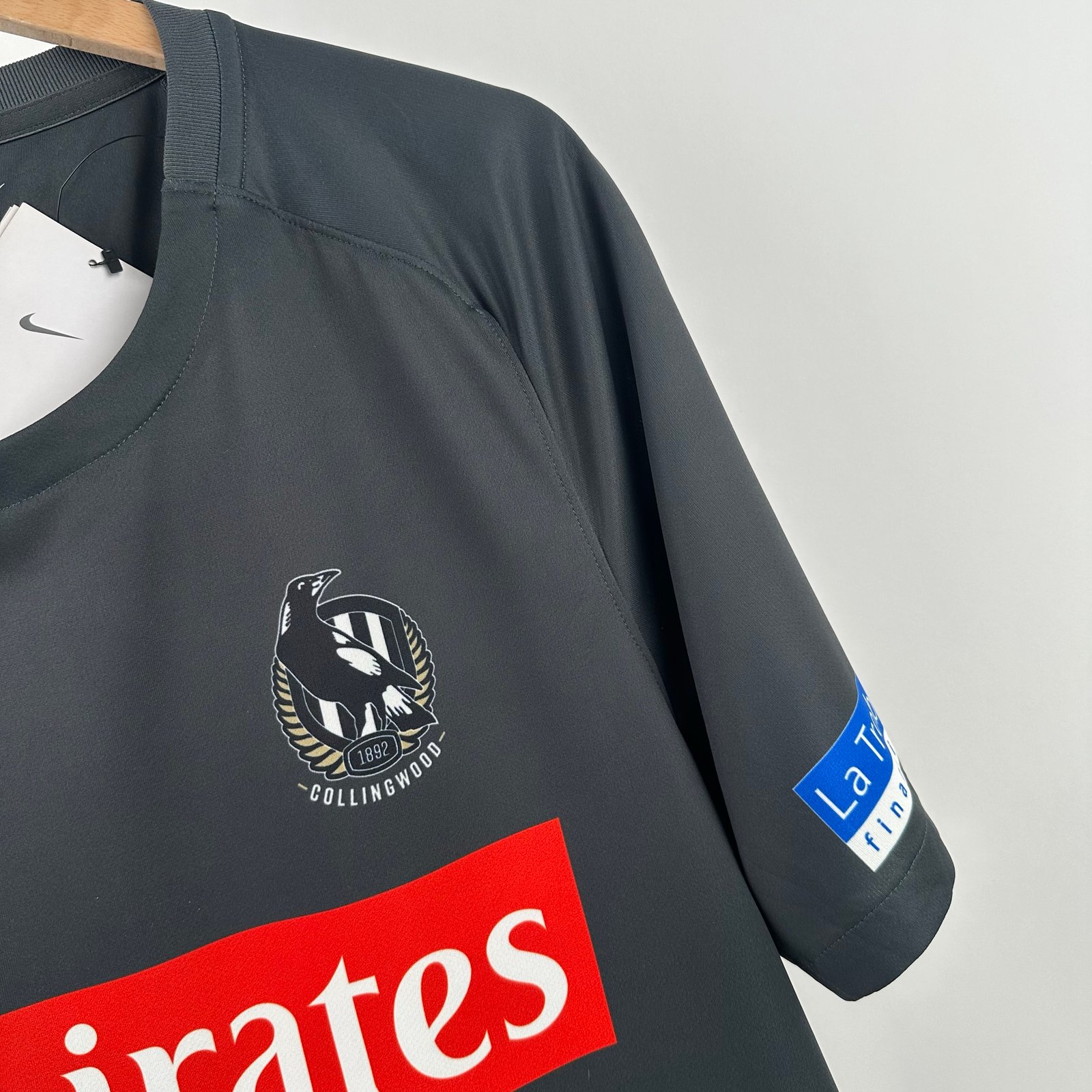 Collingwood 2018-19 Home (L)