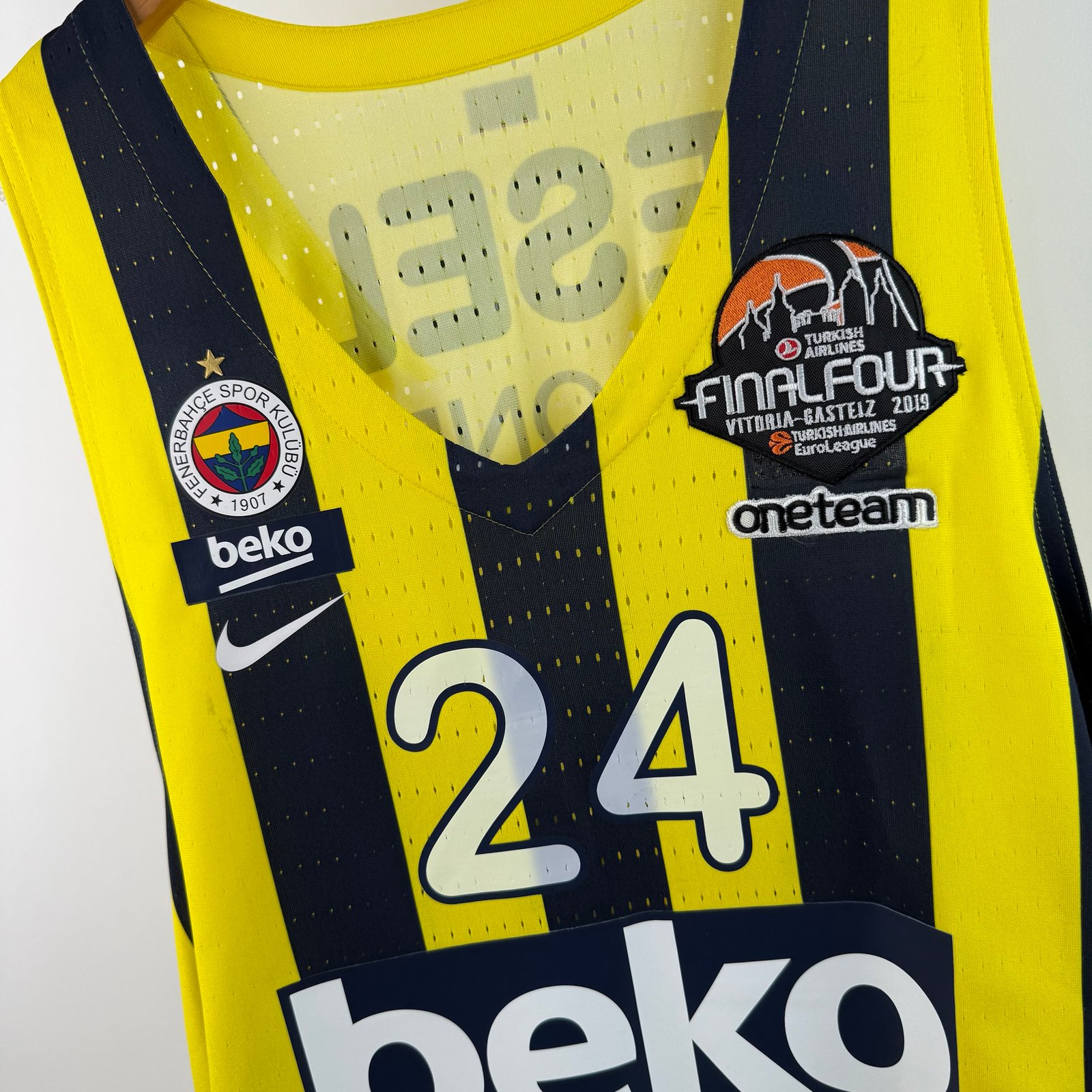 #24 Vesely Fenerbahçe Beko 2018-19 Euroleague Final Four  (2XL)