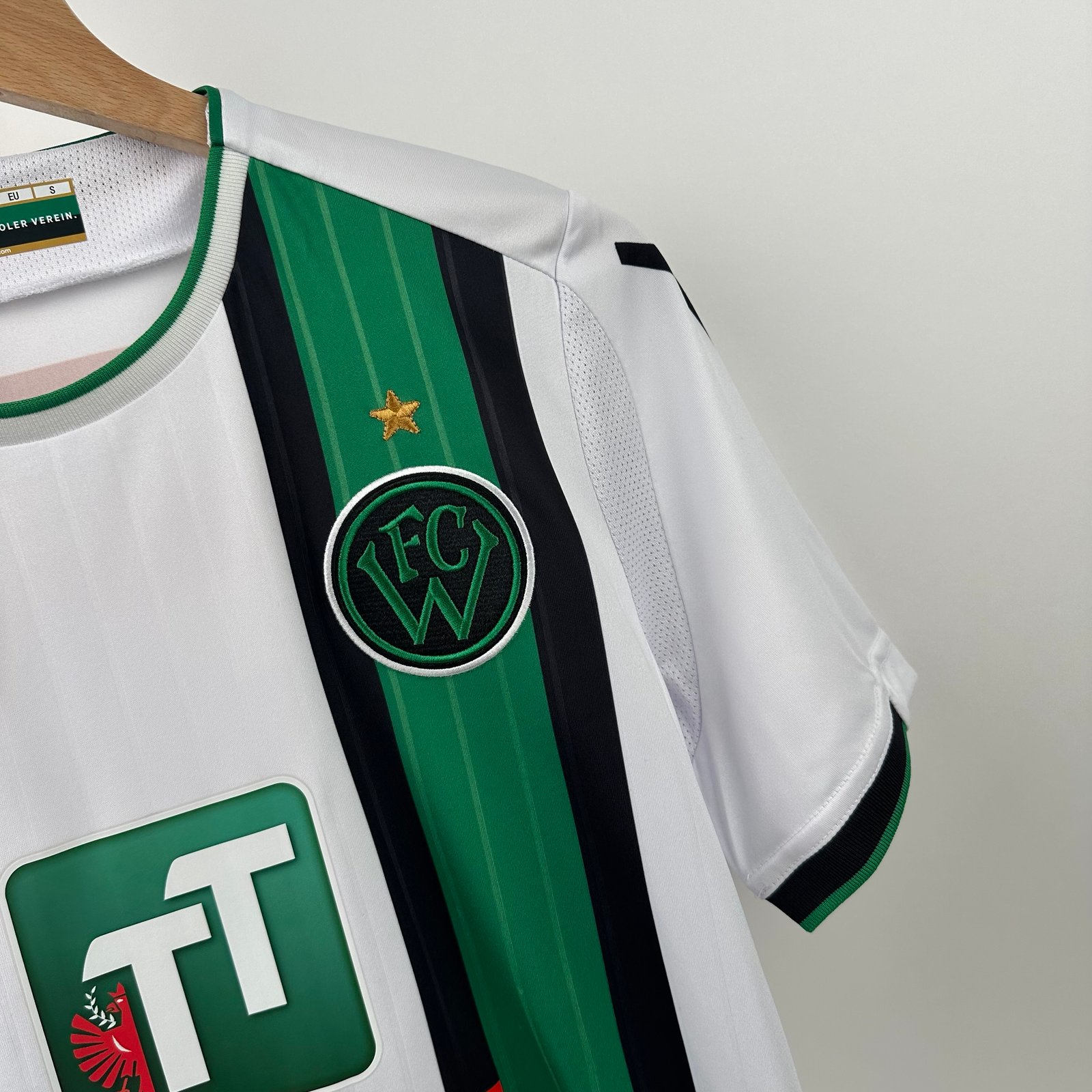 Wacker Innsbruck 2018-19 Away (S)