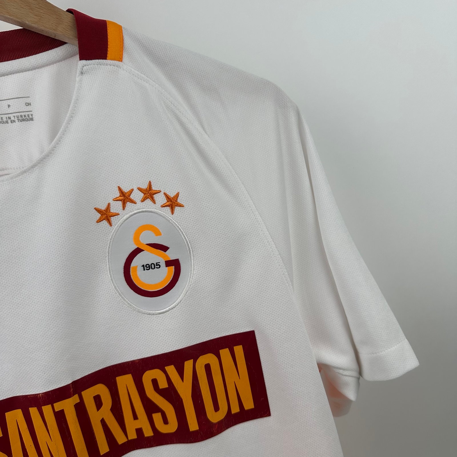 Galatasaray 2016-17 Away (S)
