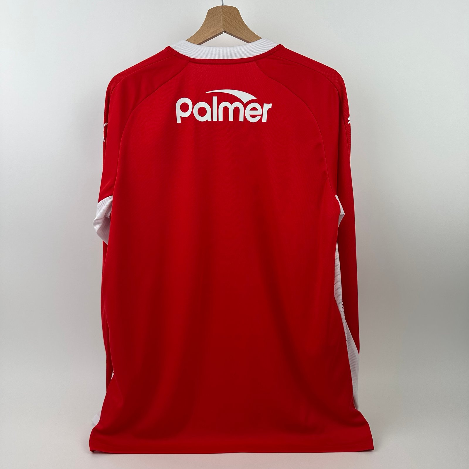 Barnsley 2017-18 Home (L)