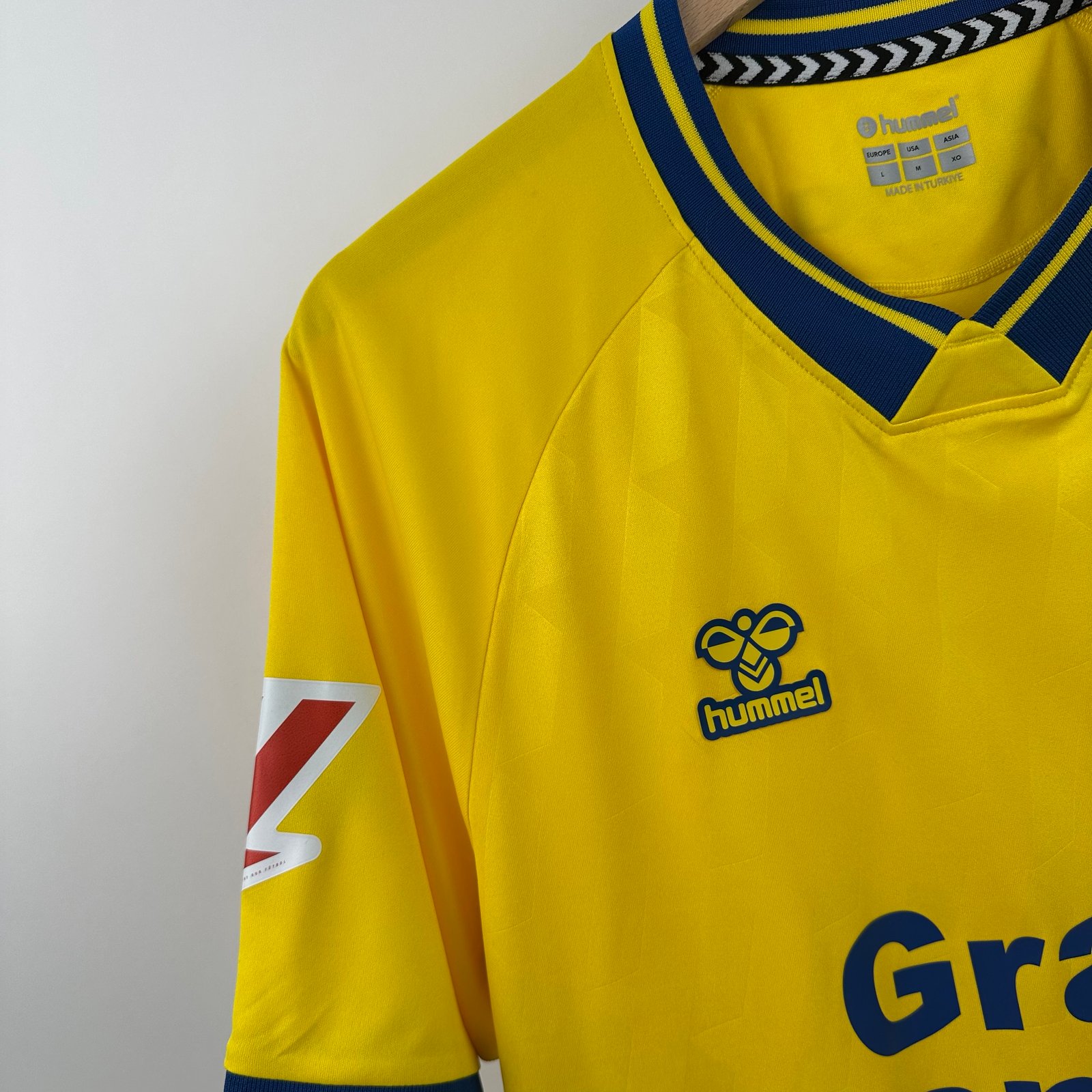Las Palmas 2025-26 Home (L)