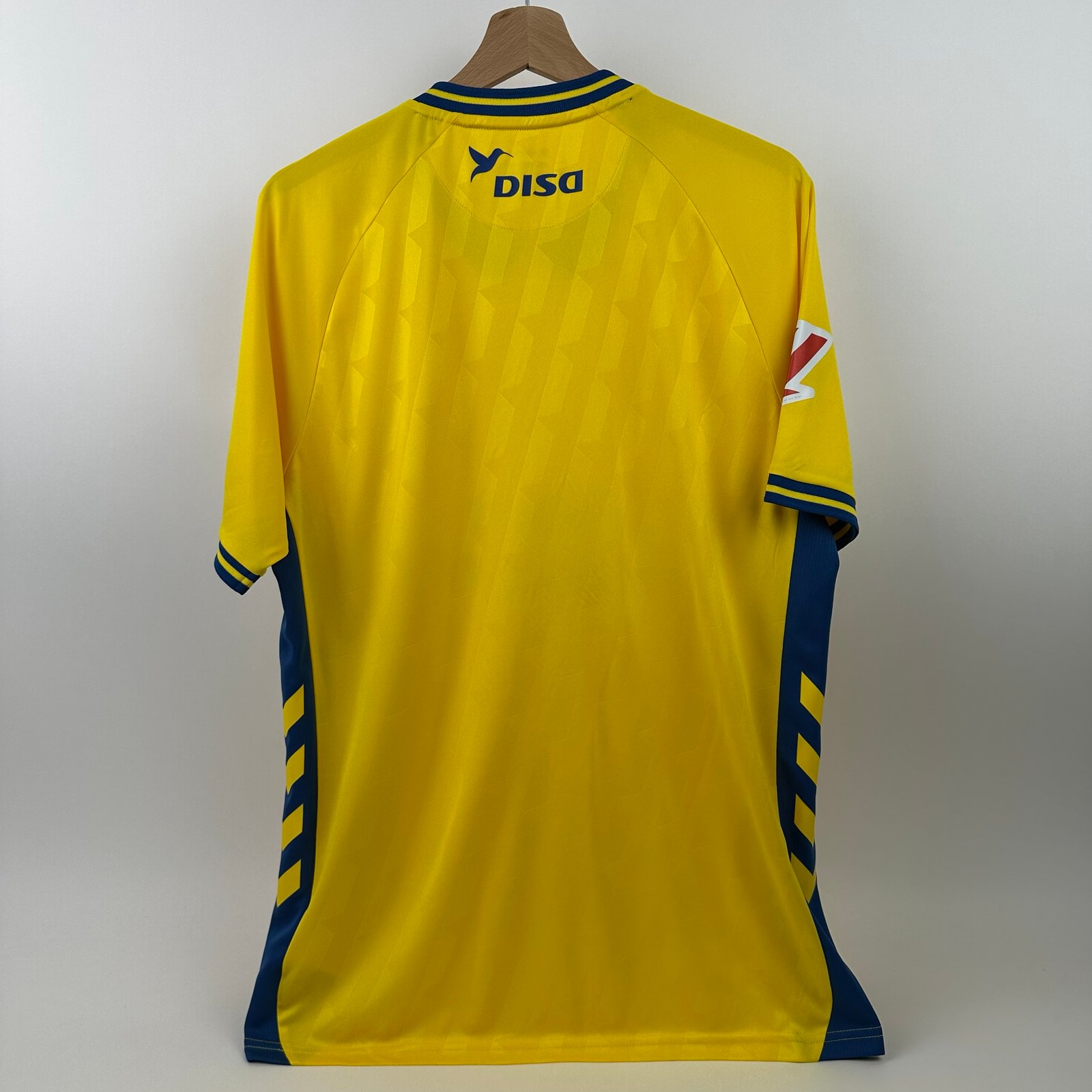 Las Palmas 2025-26 Home (L)