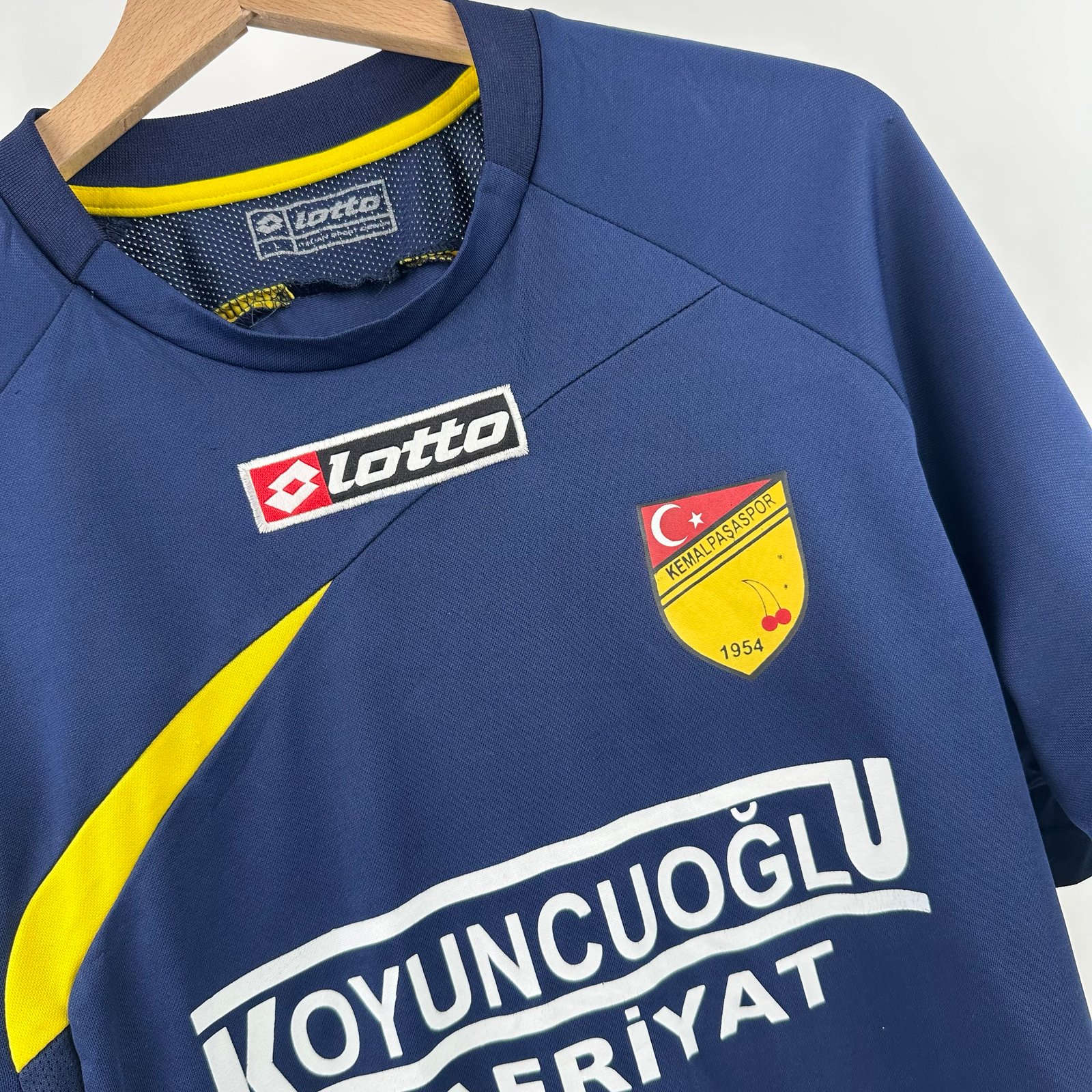 #17 Kemalpaşaspor  2009-10 Home (L)