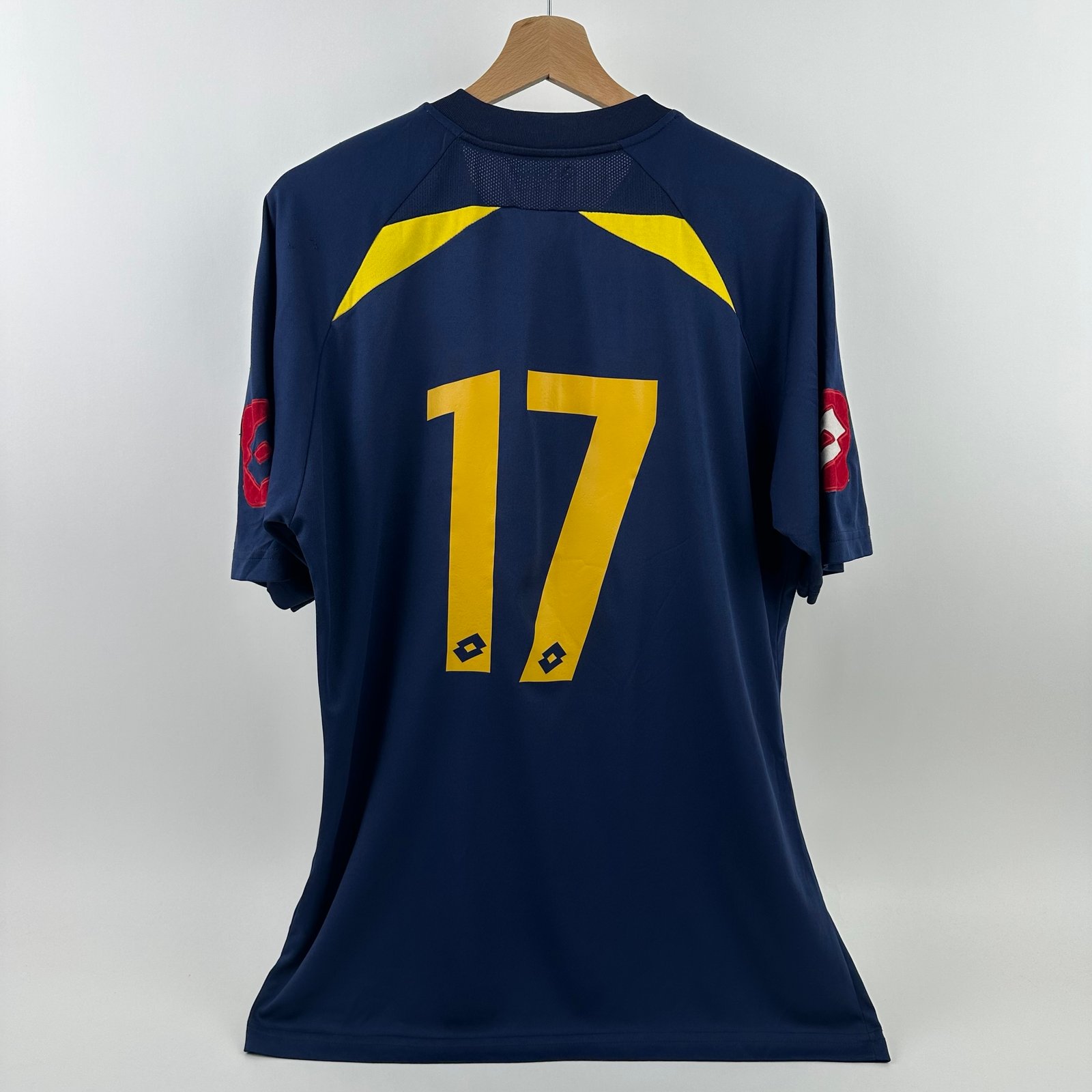 #17 Kemalpaşaspor  2009-10 Home (L)