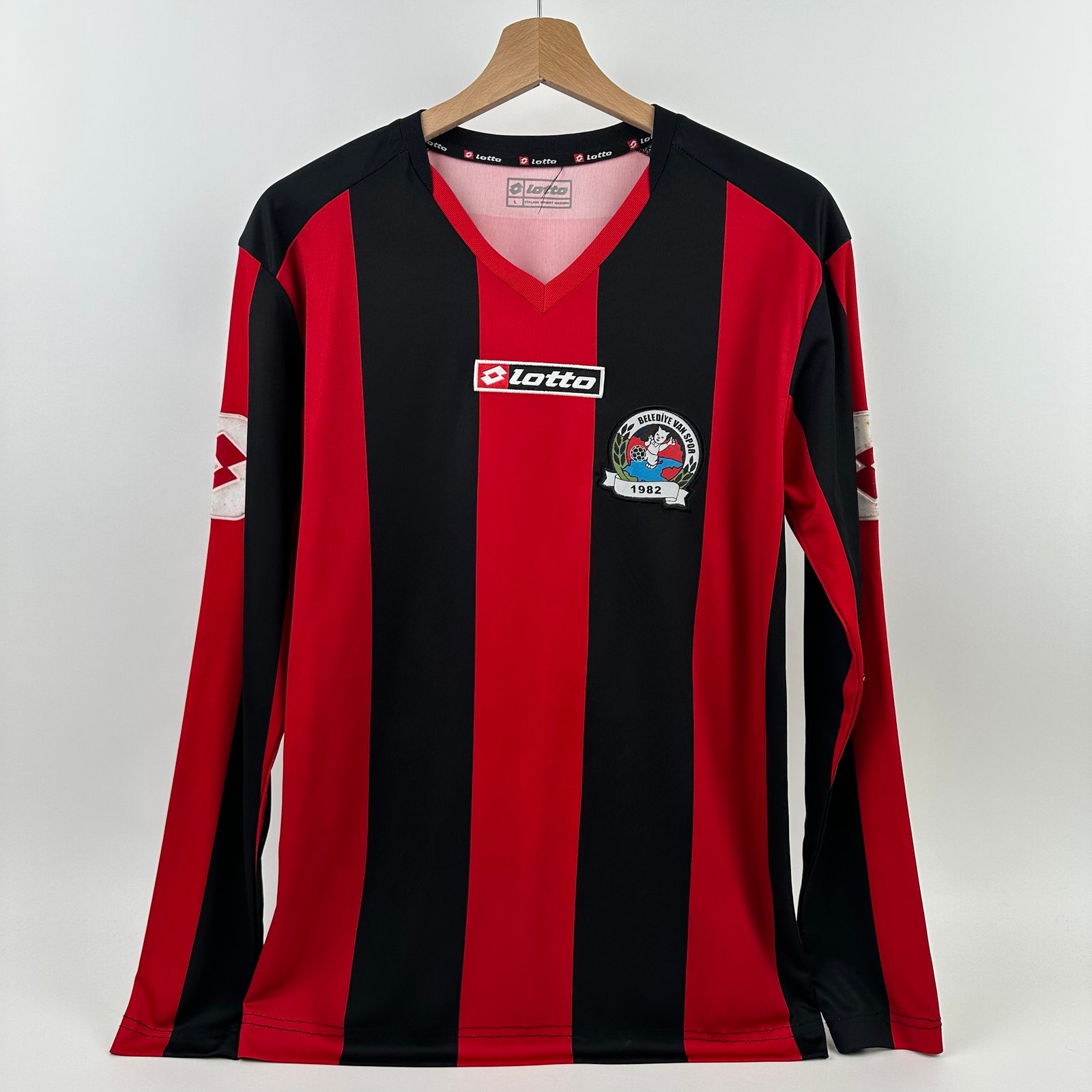 #99 Volkan Bekçi Vanspor 2011-12 Home (L)