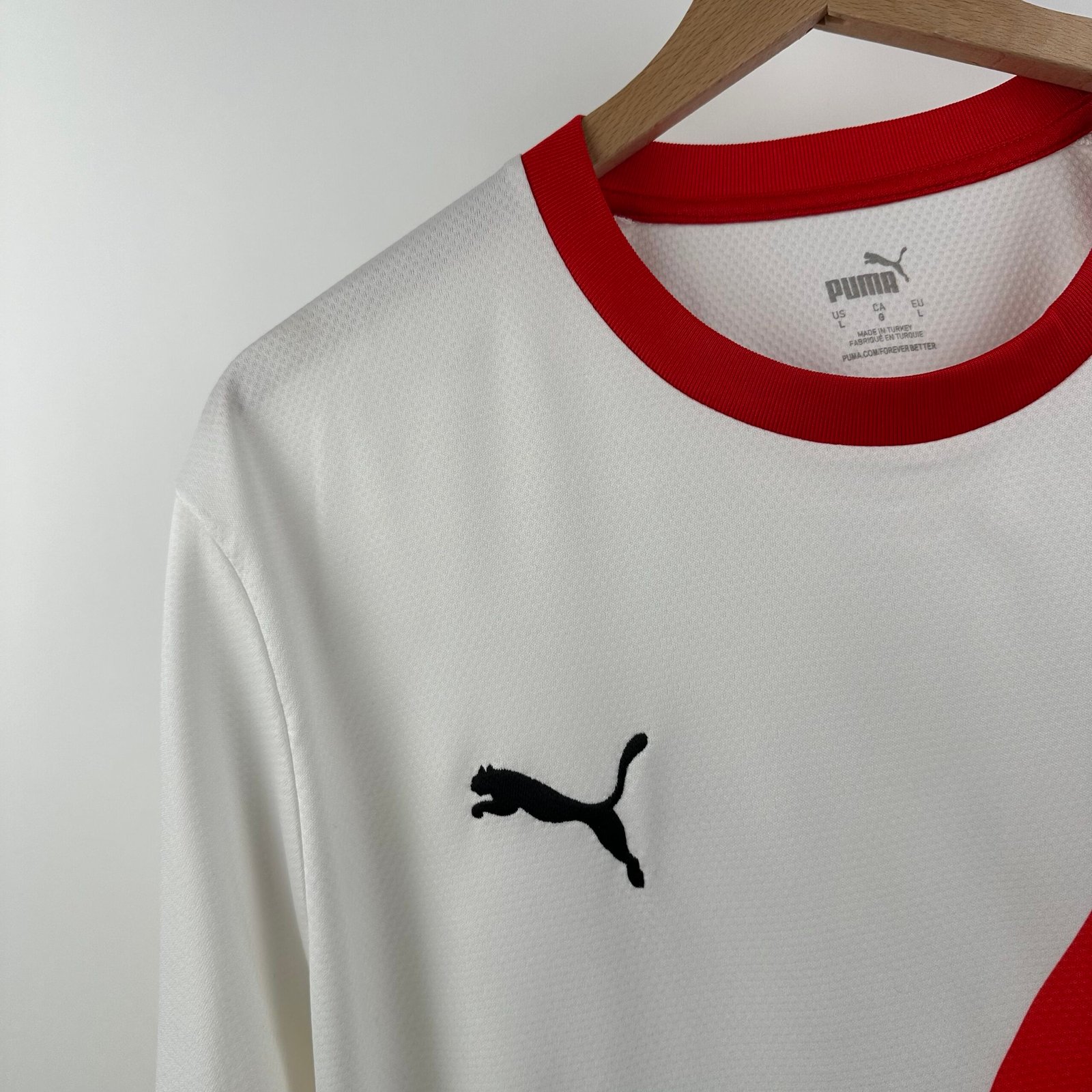 Lens 2022-23 Third (L)