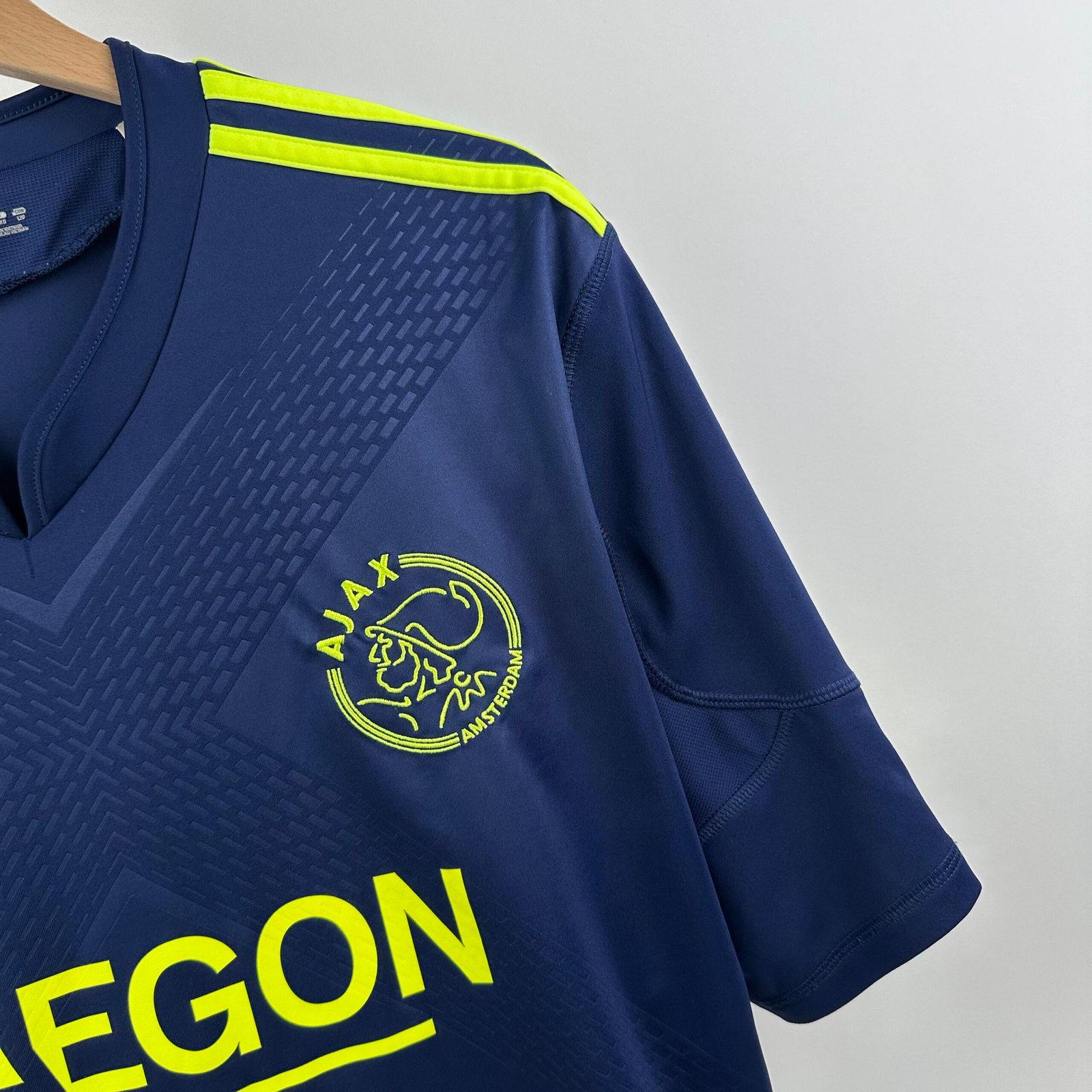 Ajax 2010-11 Away (L)