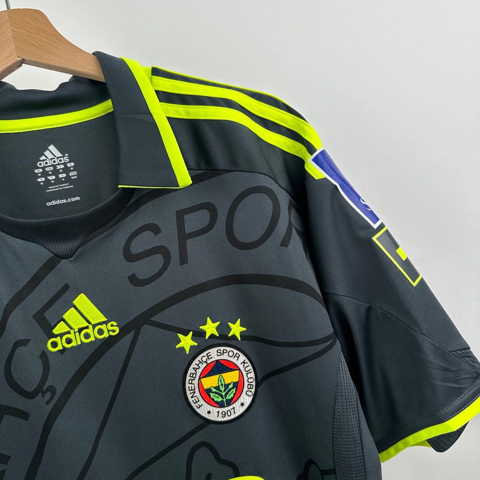 #77 Gökhan Fenerbahçe 2009-10 Third (M)