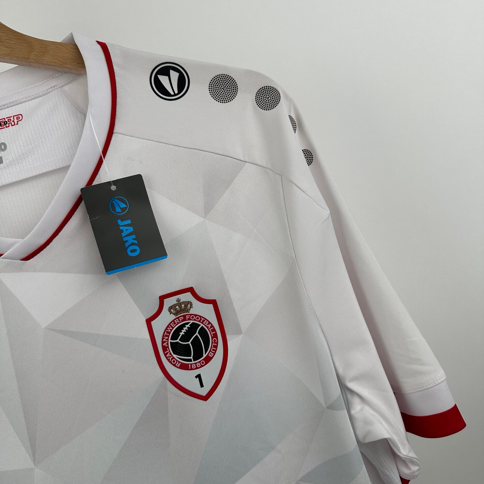 Antwerp 2021-22 Away (L)