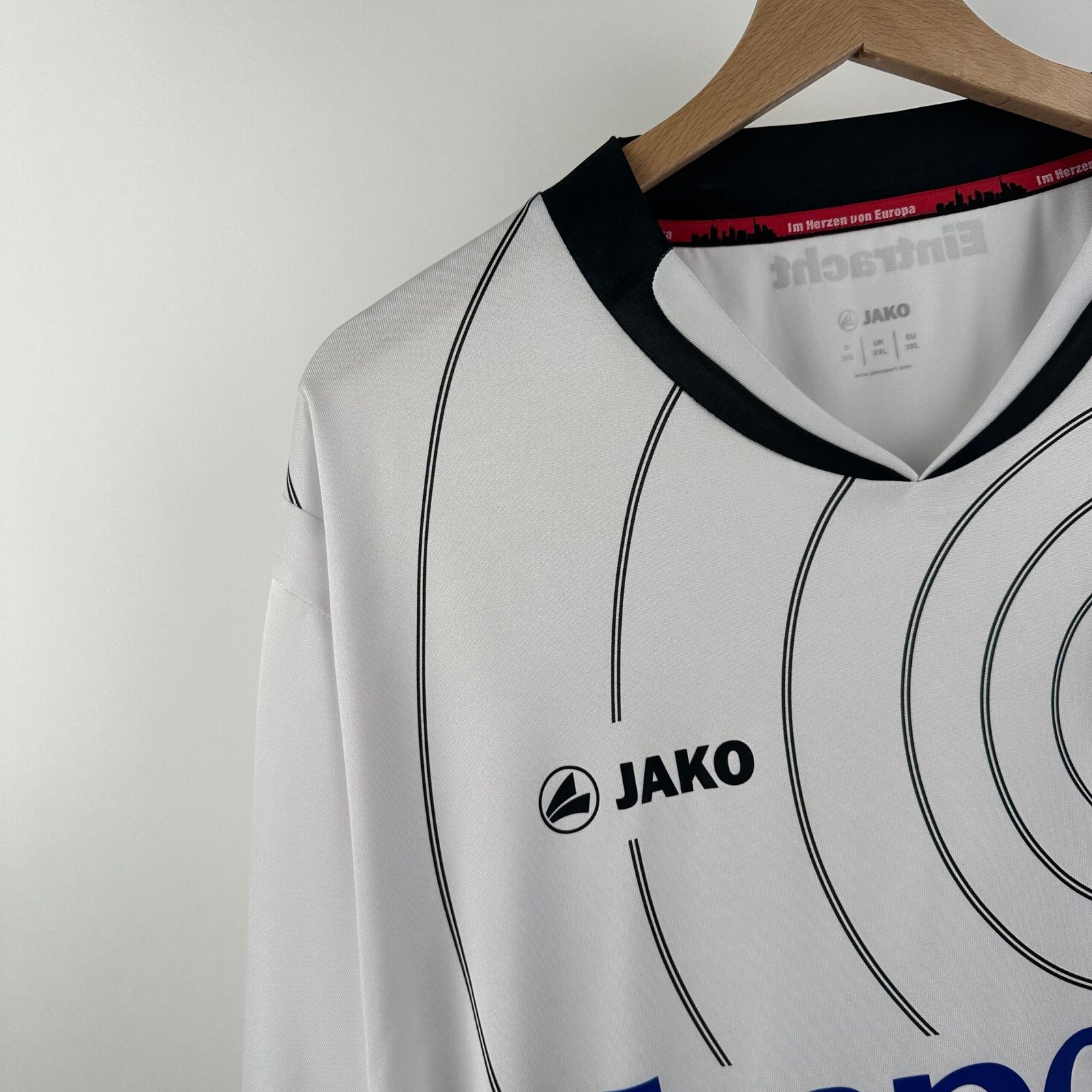 Eintracht Frankfurt 2011-12 Away (3XL)