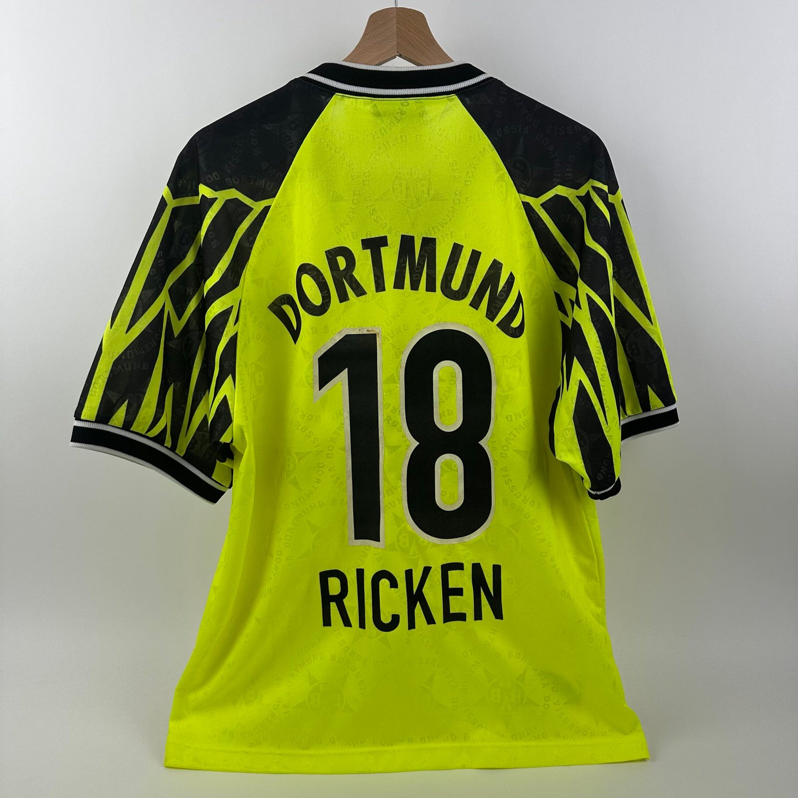 #18 Ricken Dortmund 1994-95 Home (L)