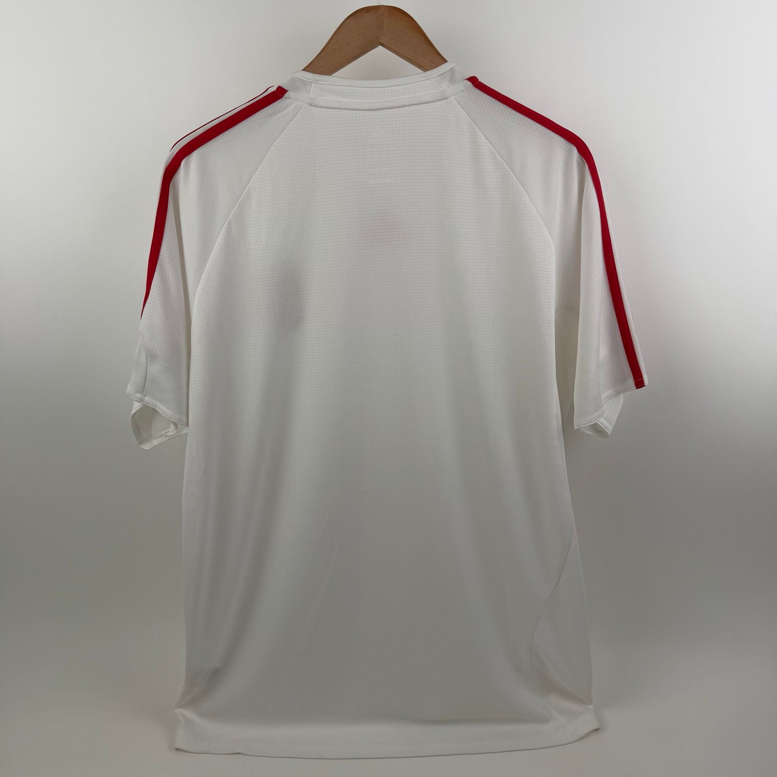 Macaristan 2006 Away (L)
