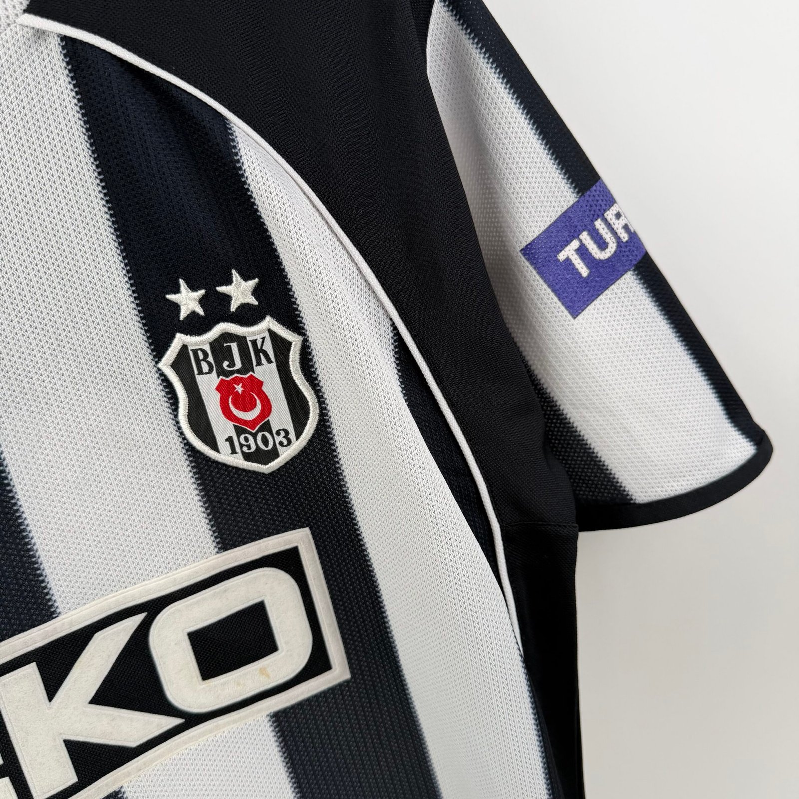 Beşiktaş 2003-04 Away (S)