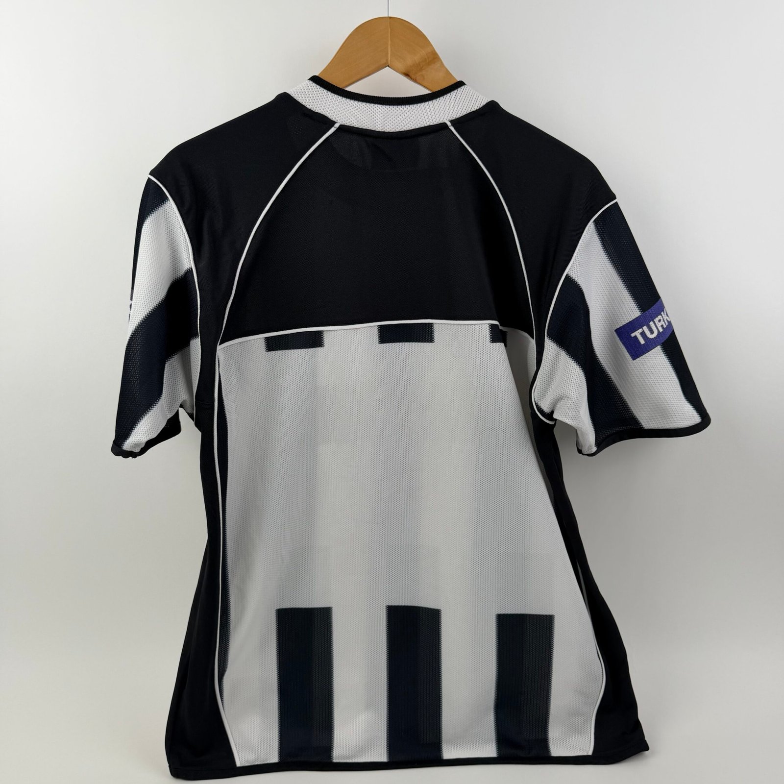 Beşiktaş 2003-04 Away (S)