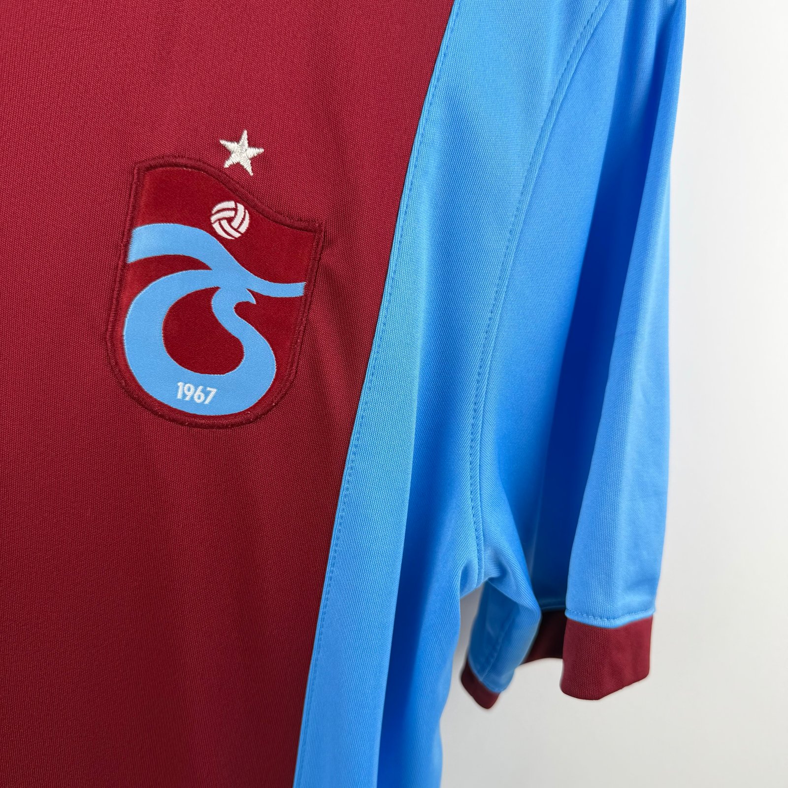 Trabzonspor 2015-16 Home (M)