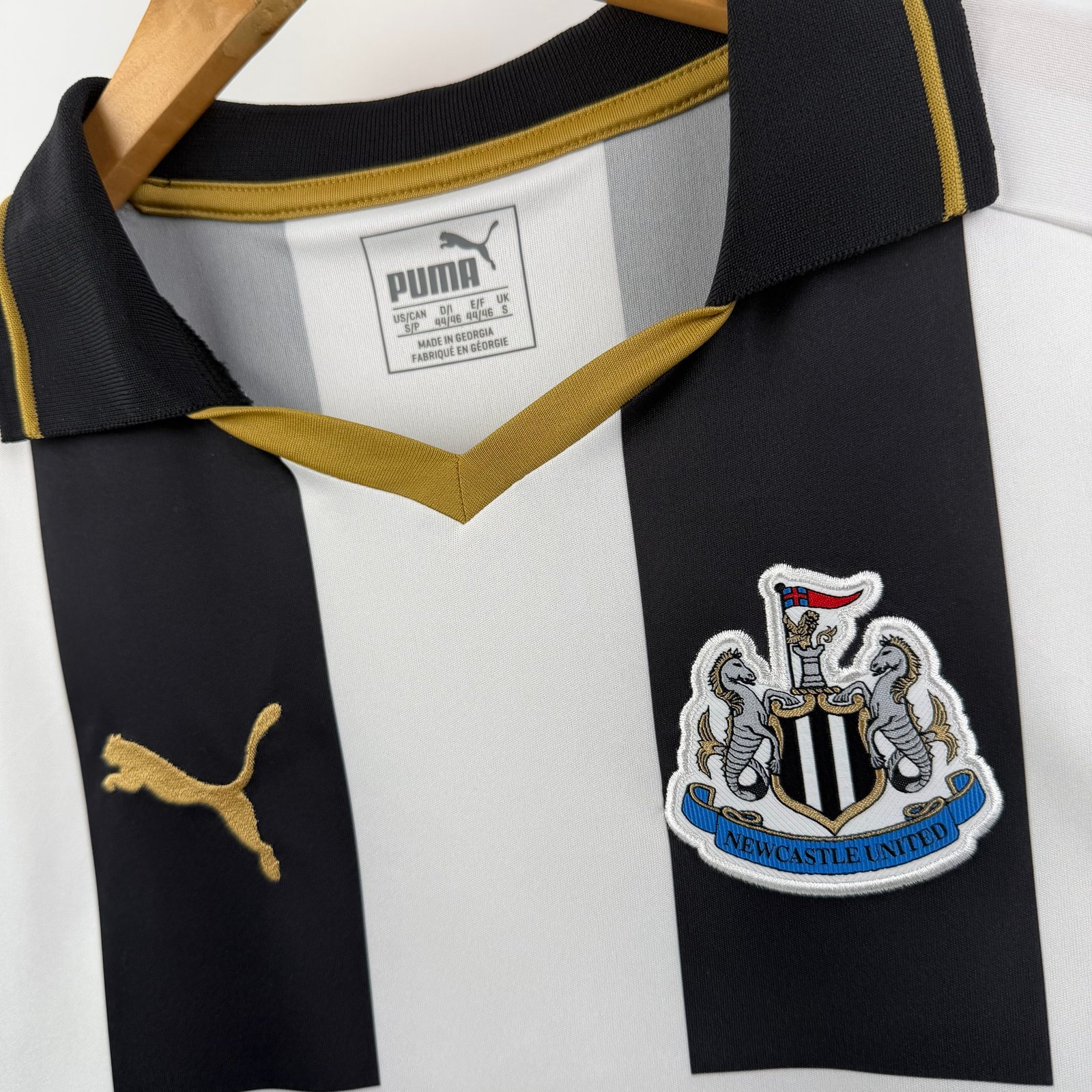 Newcastle United 2016-17 Home (S)