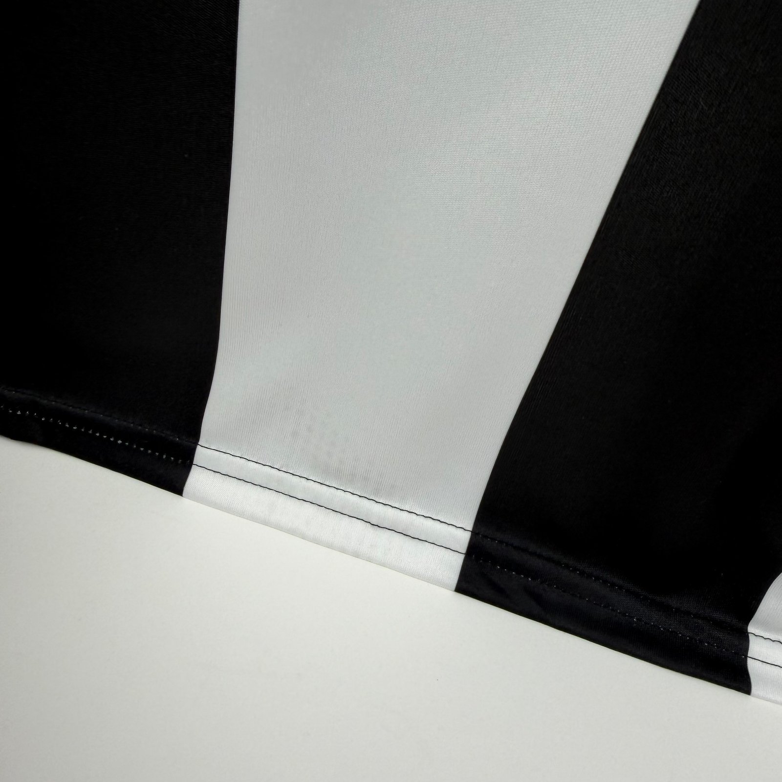 Newcastle United 2016-17 Home (S)
