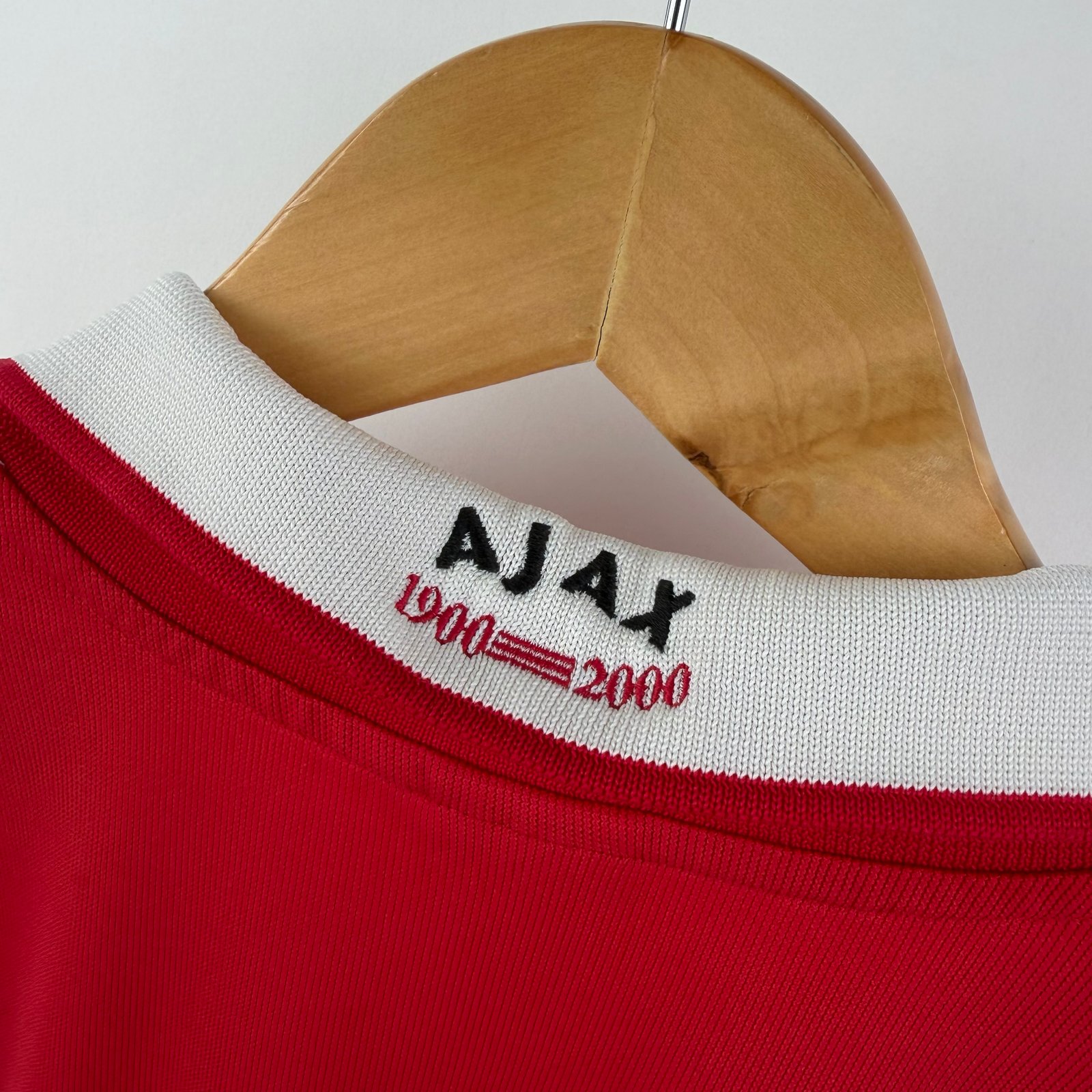 Ajax 2000-01 Home (L)