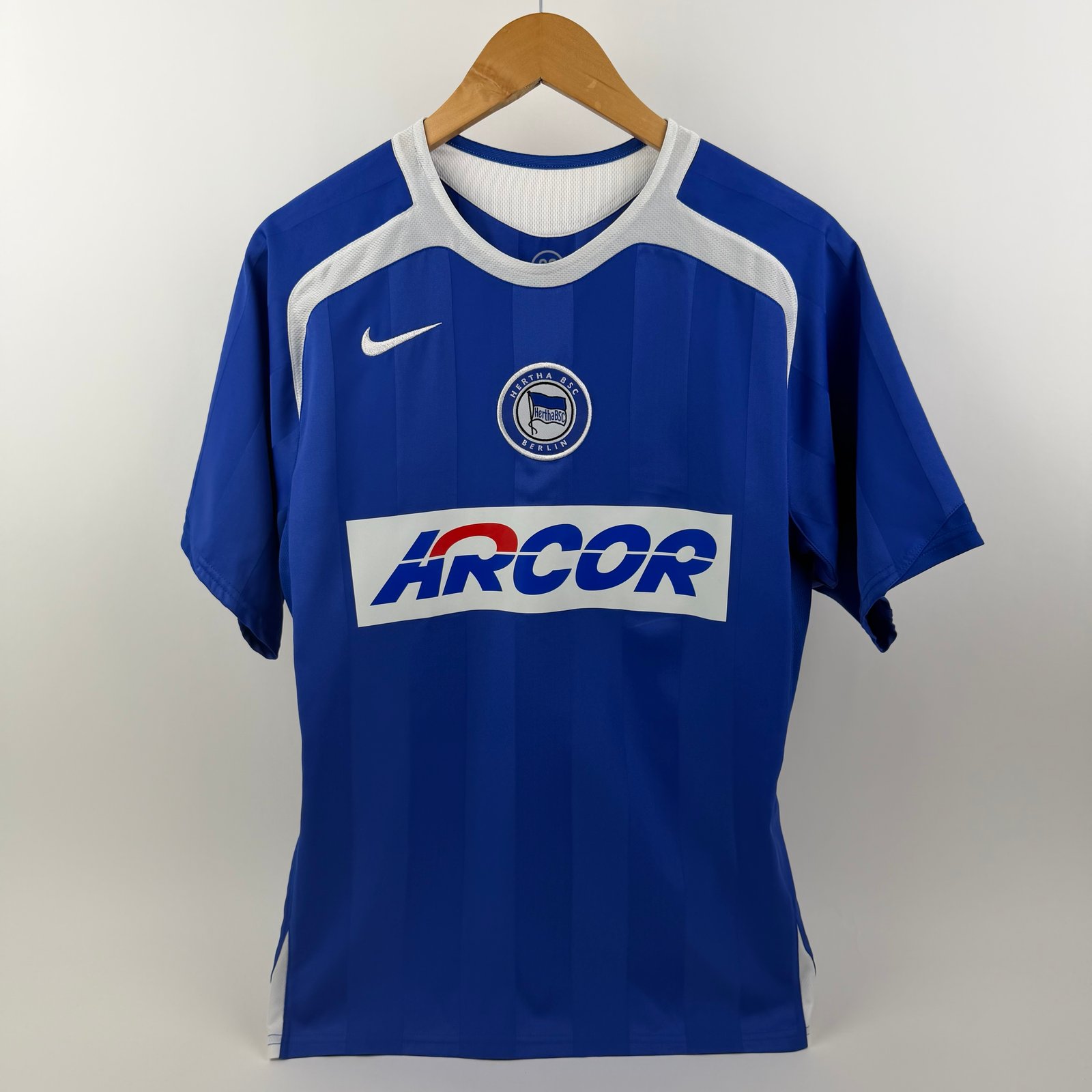 Hertha 2005-06 Home (S)